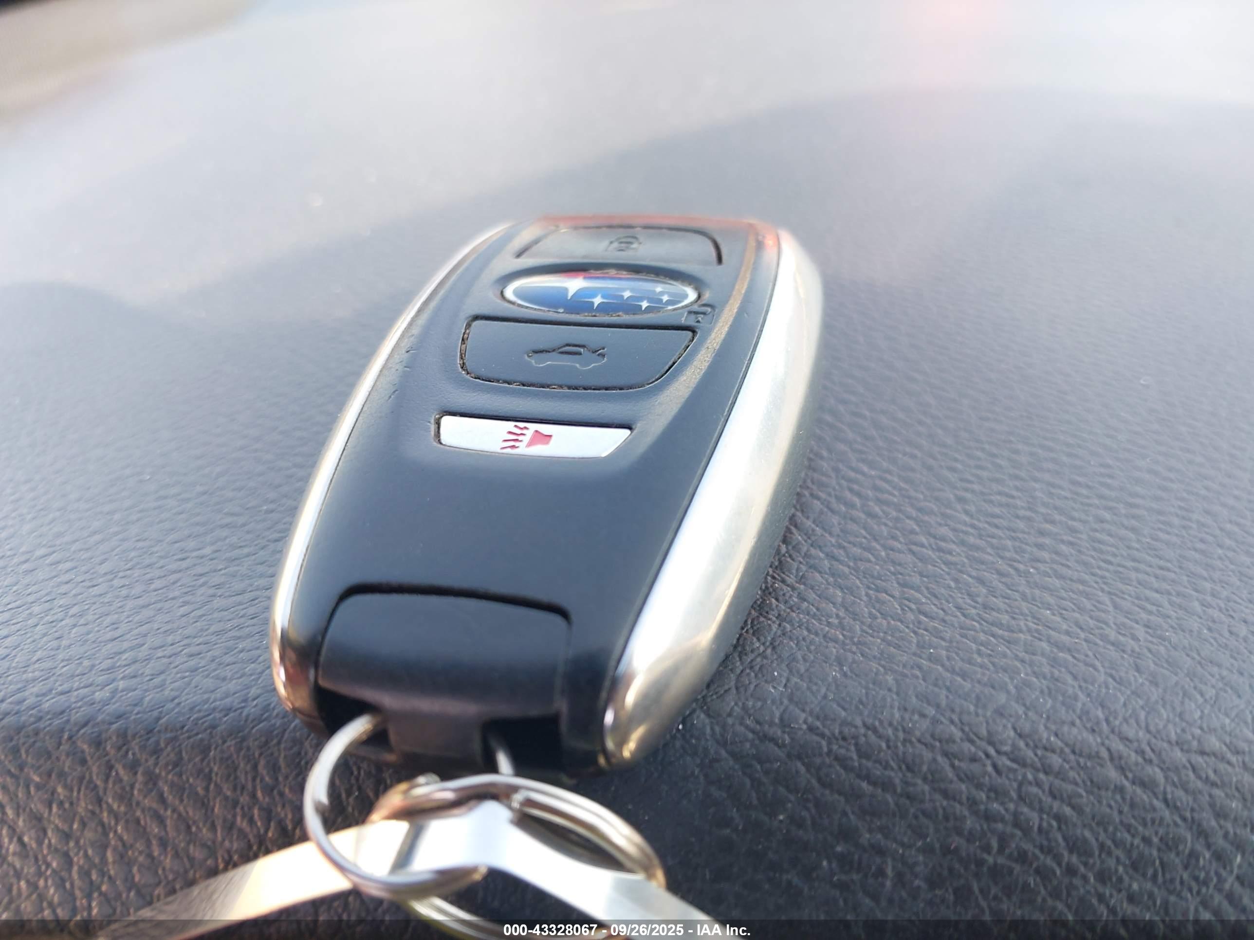 SUBARU OUTBACK image 11
