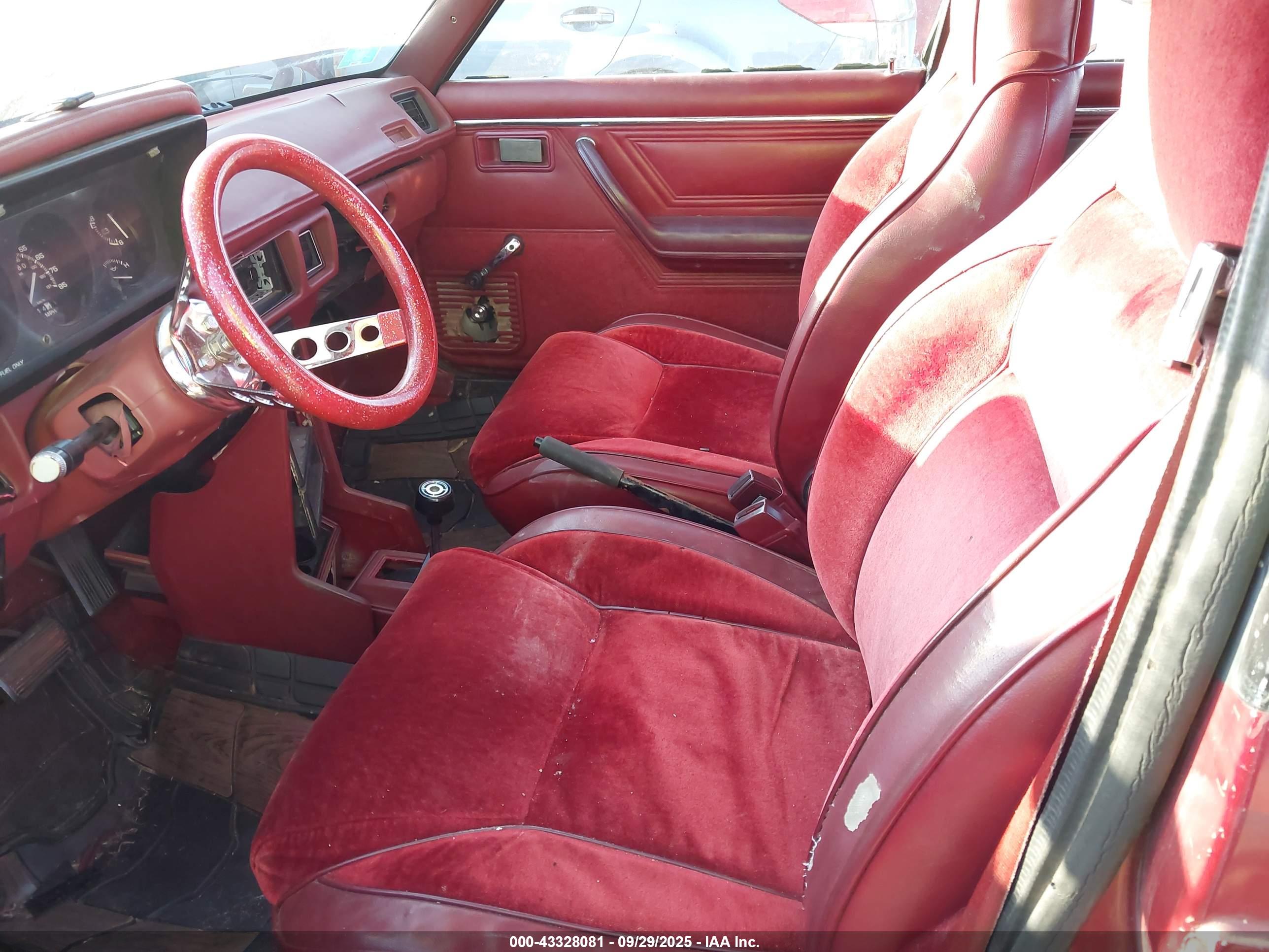 PLYMOUTH HORIZON image 5