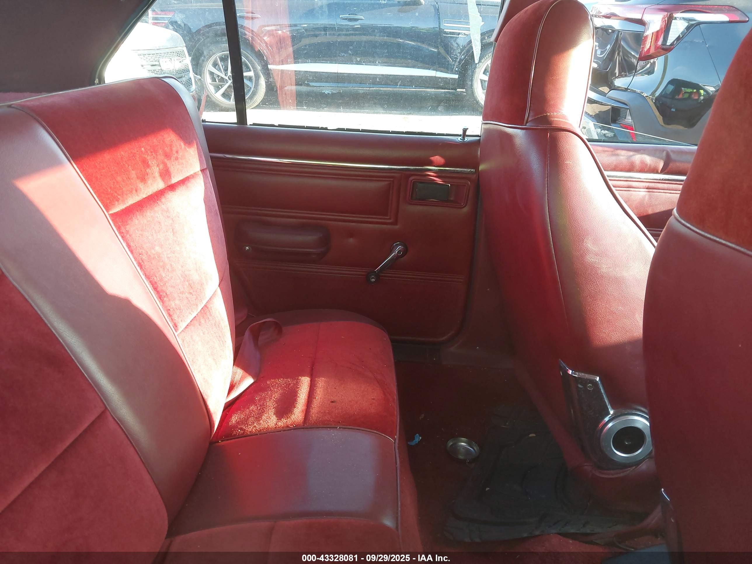 PLYMOUTH HORIZON image 8