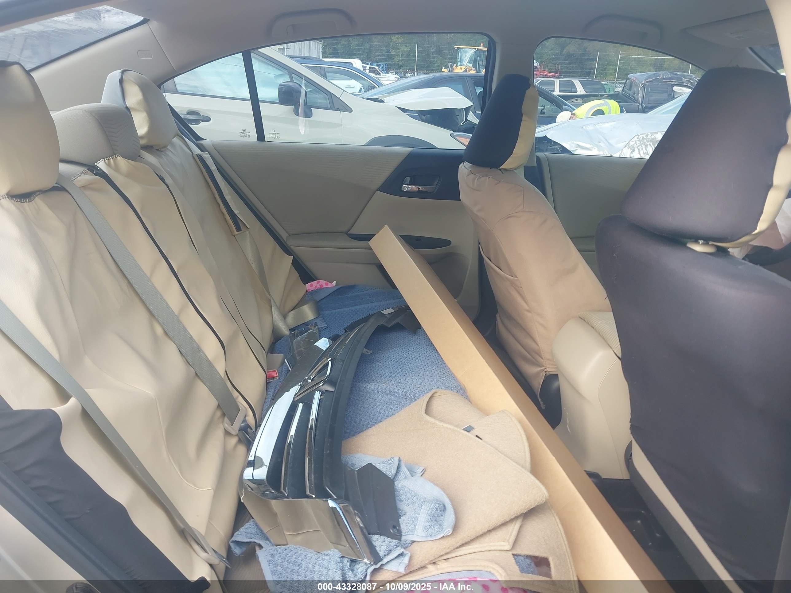HONDA ACCORD image 8