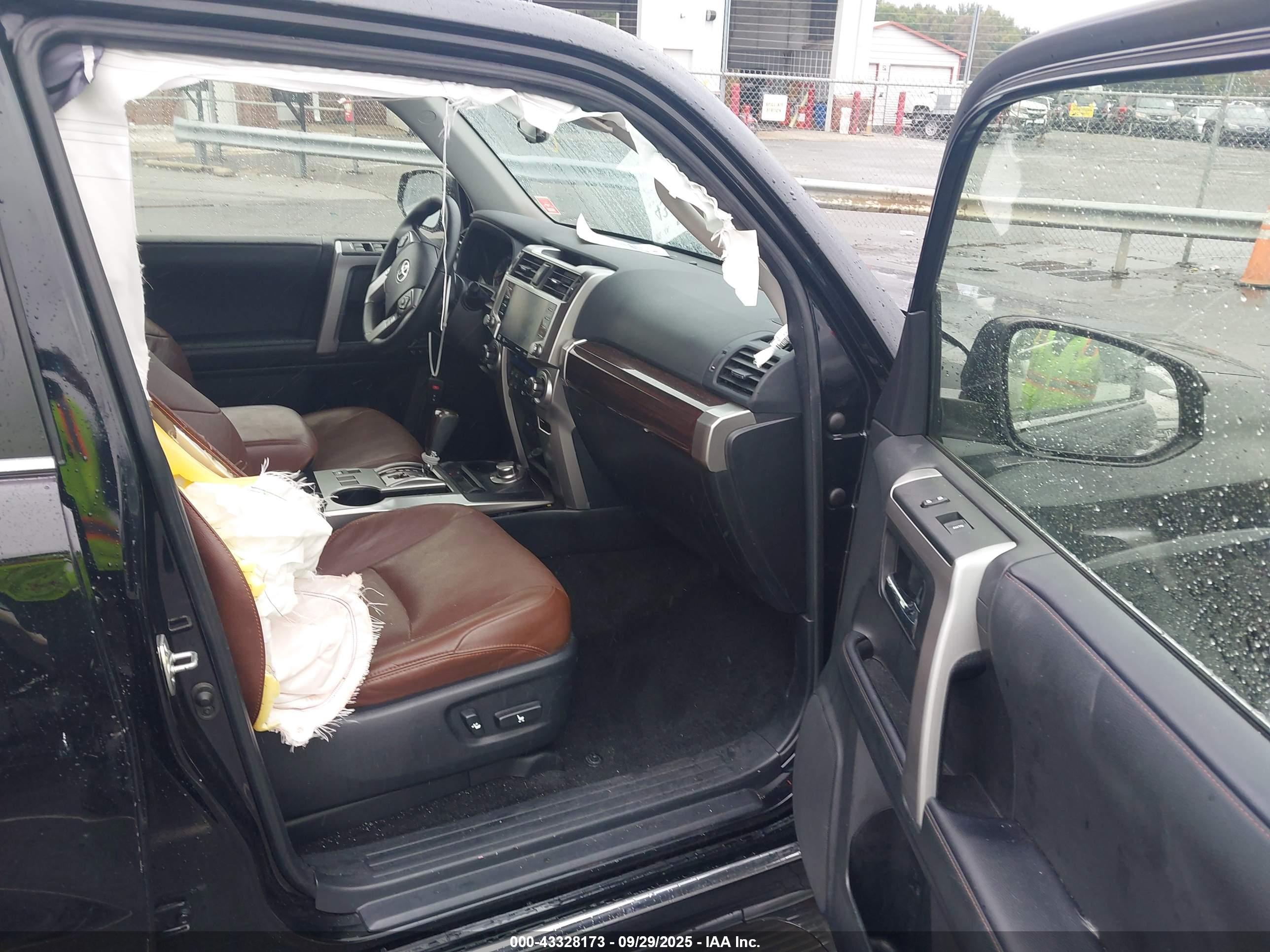 TOYOTA 4RUNNER image 5
