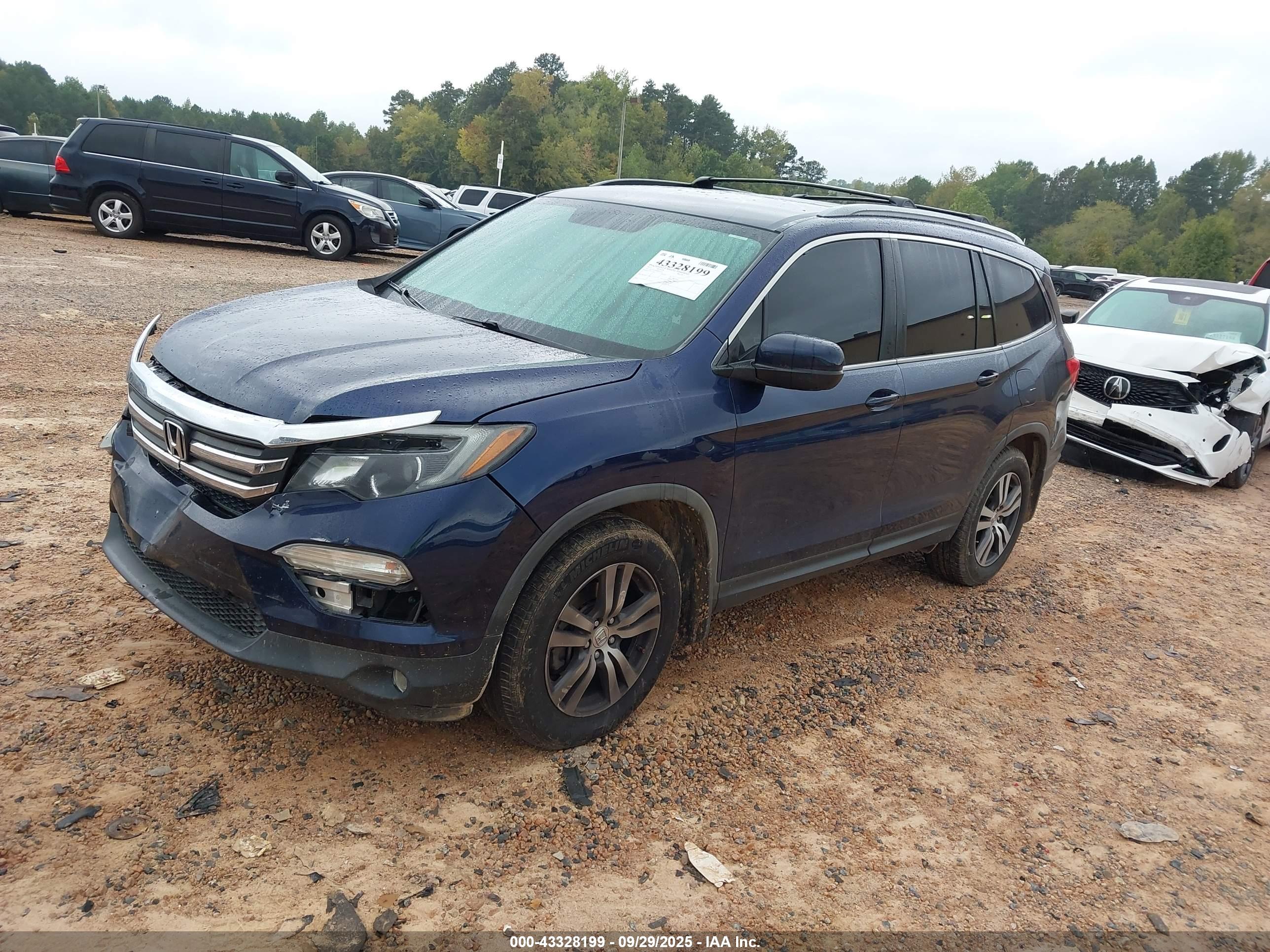 HONDA PILOT image 2