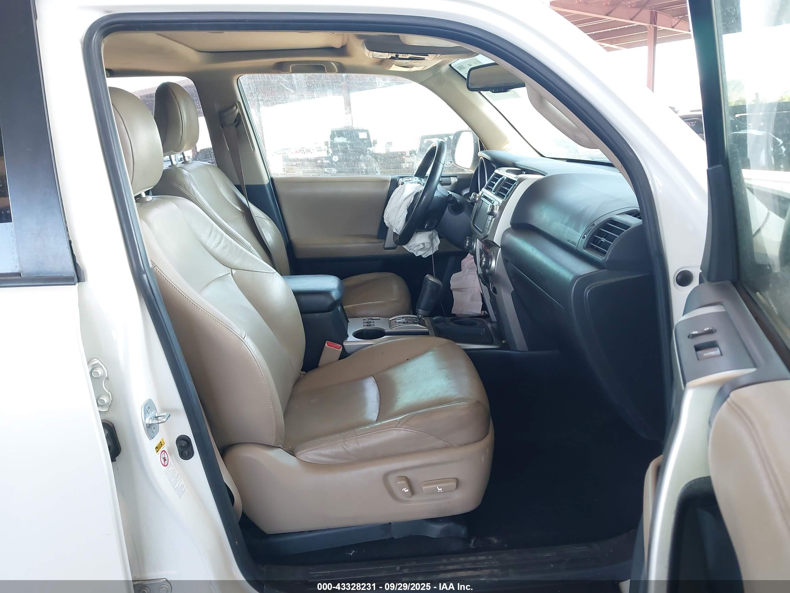 TOYOTA 4RUNNER image 5