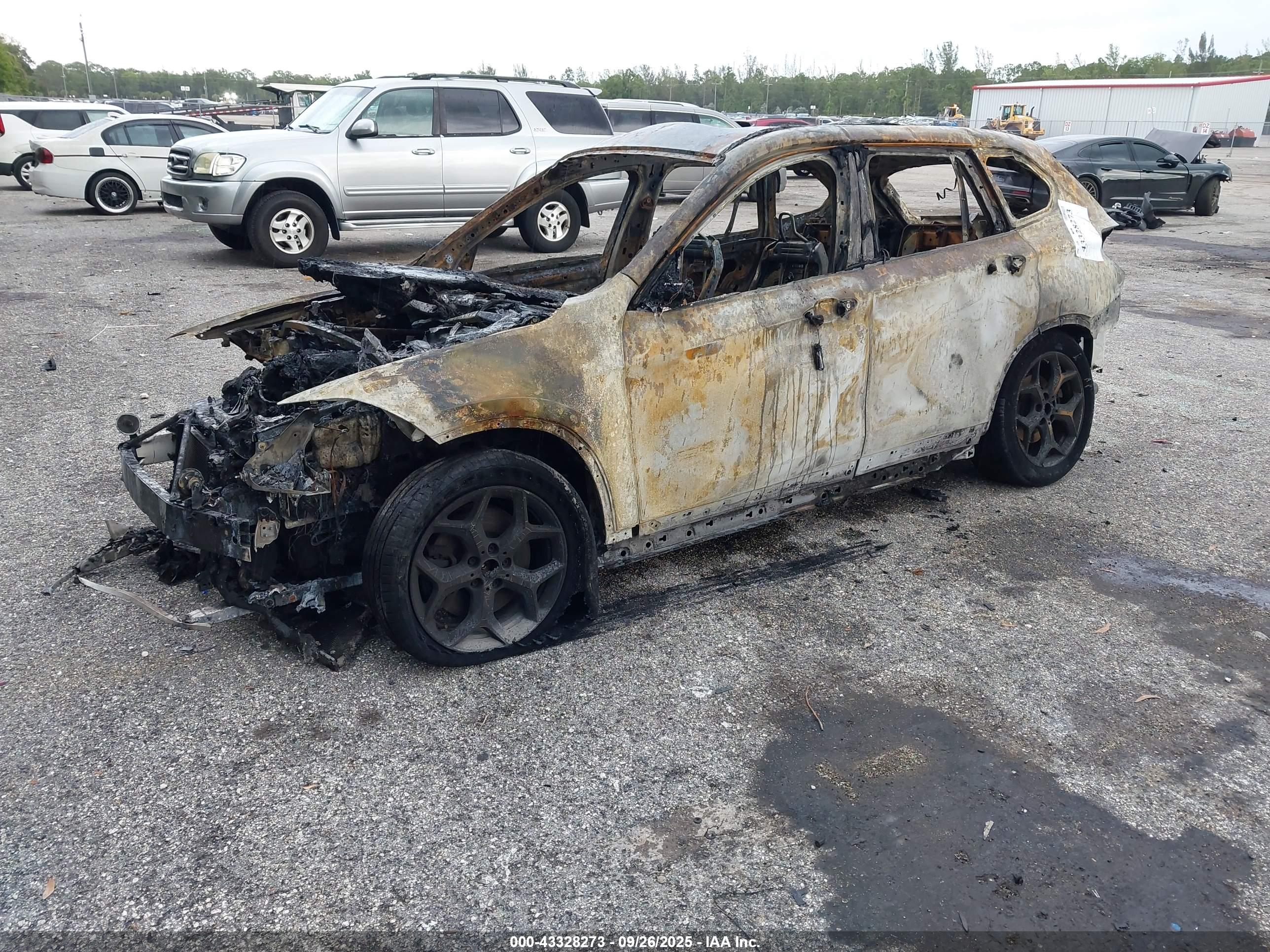 BMW X1 image 2