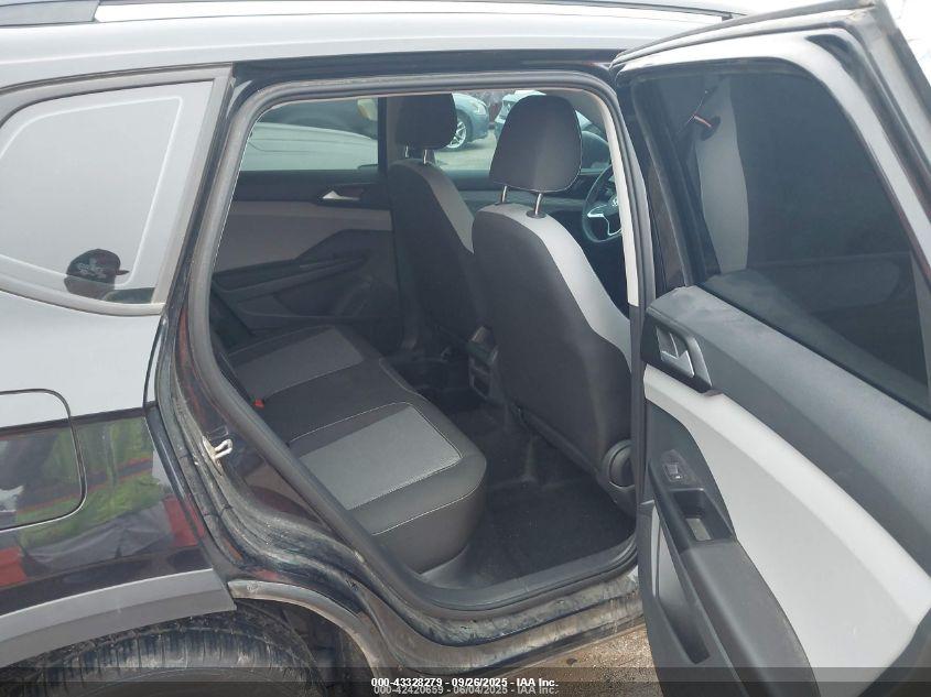 VOLKSWAGEN TAOS image 8