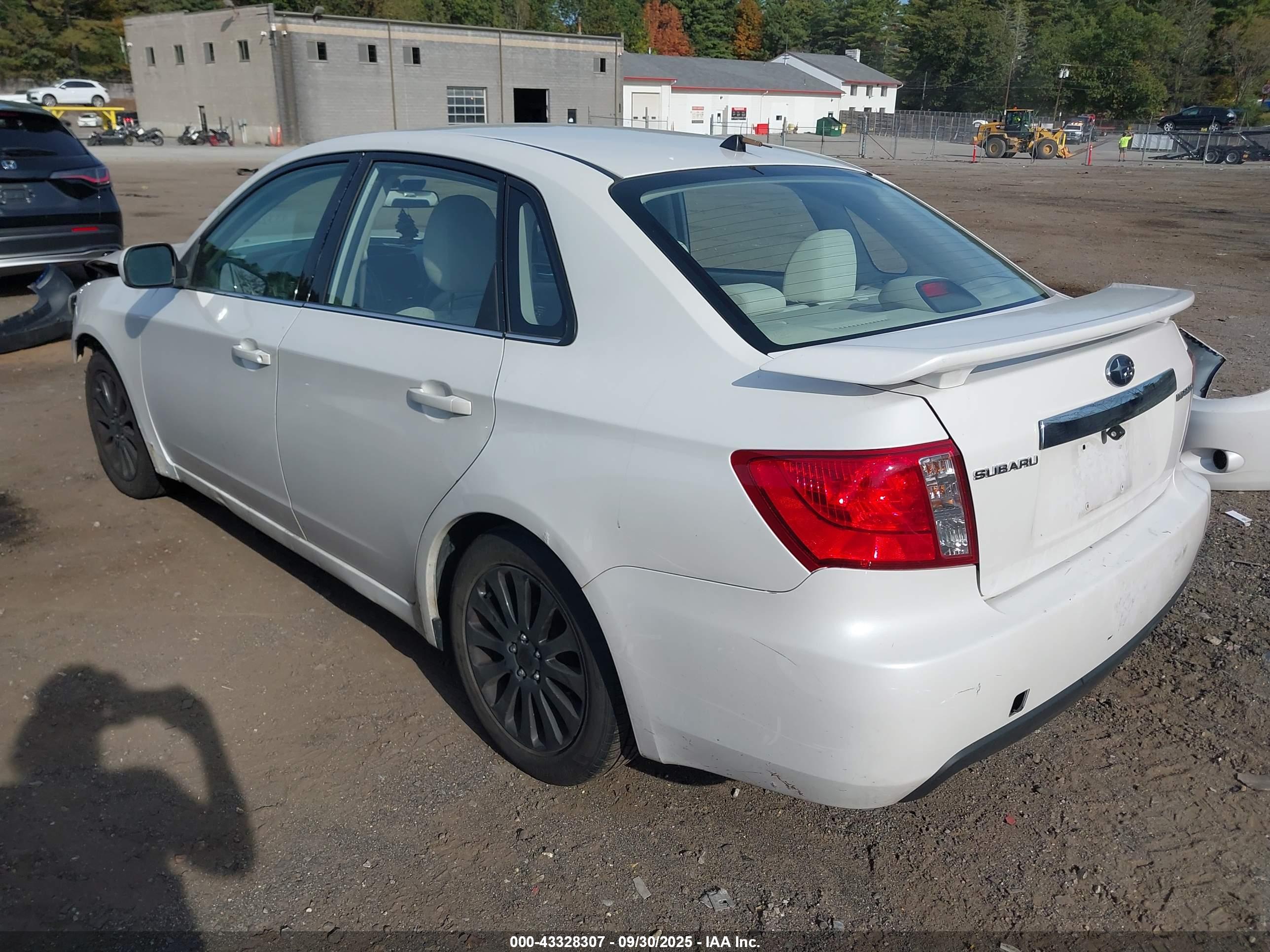 SUBARU IMPREZA image 3