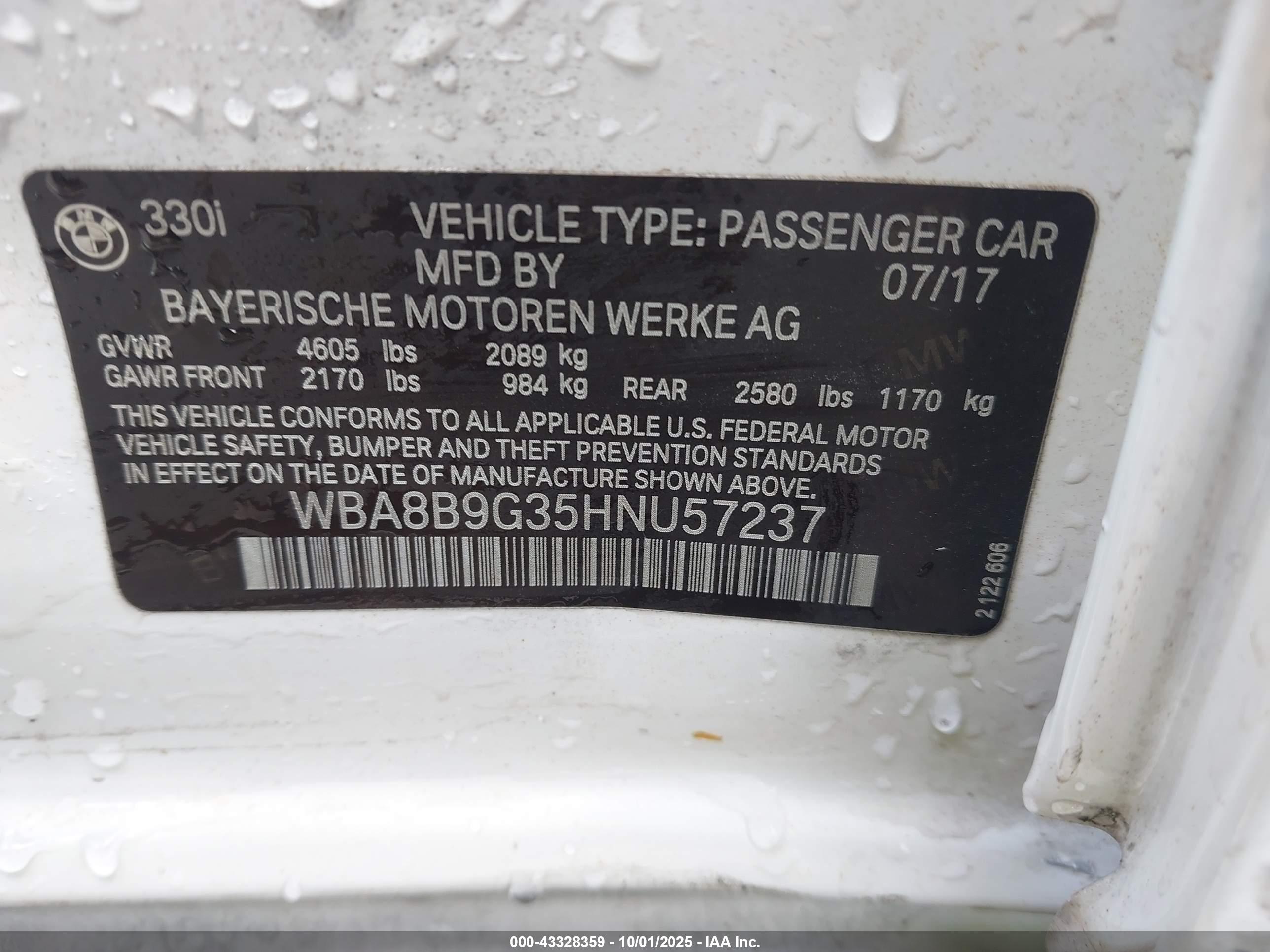 BMW 330I image 9