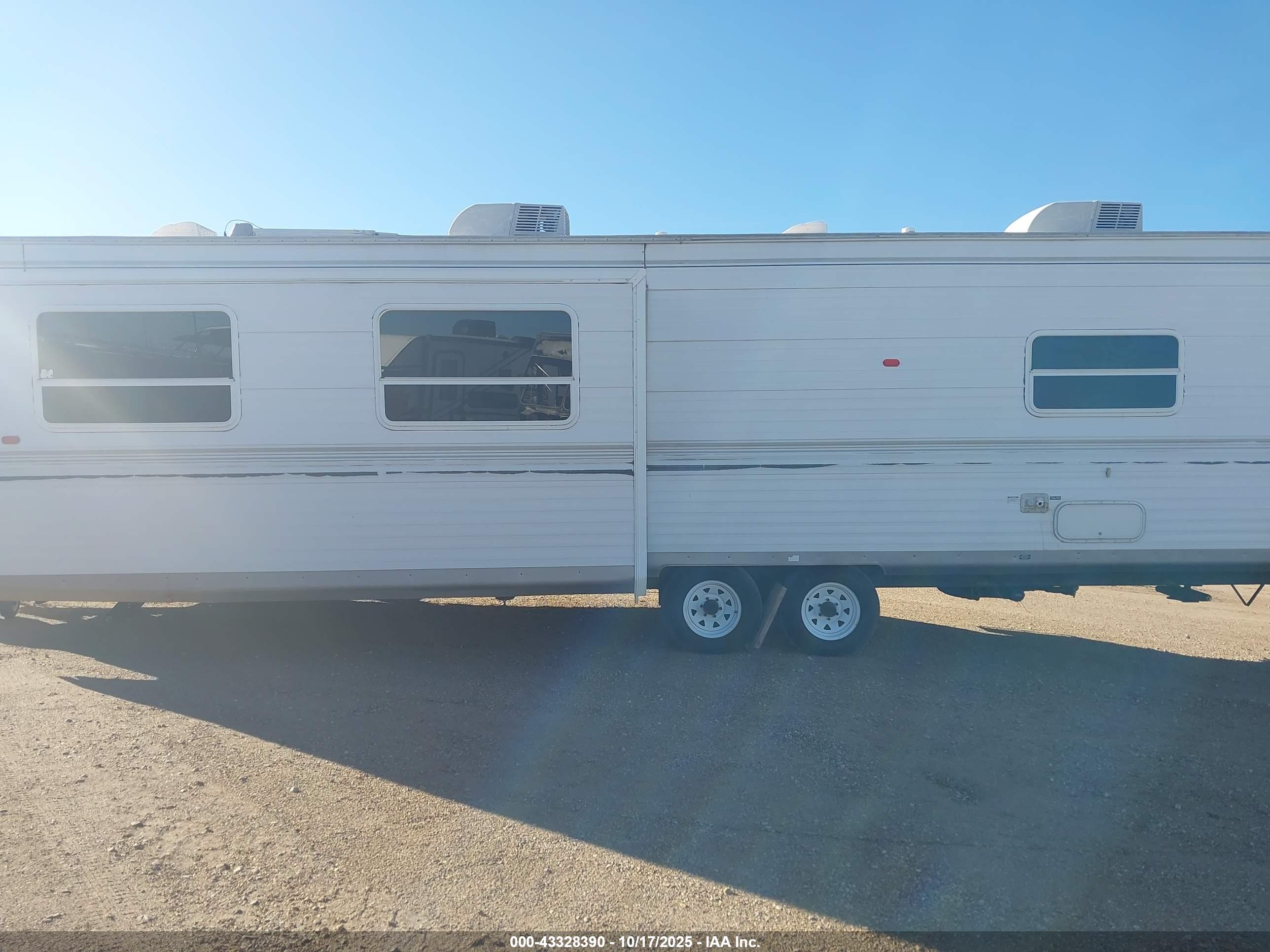 FRANKLIN 33' image 6