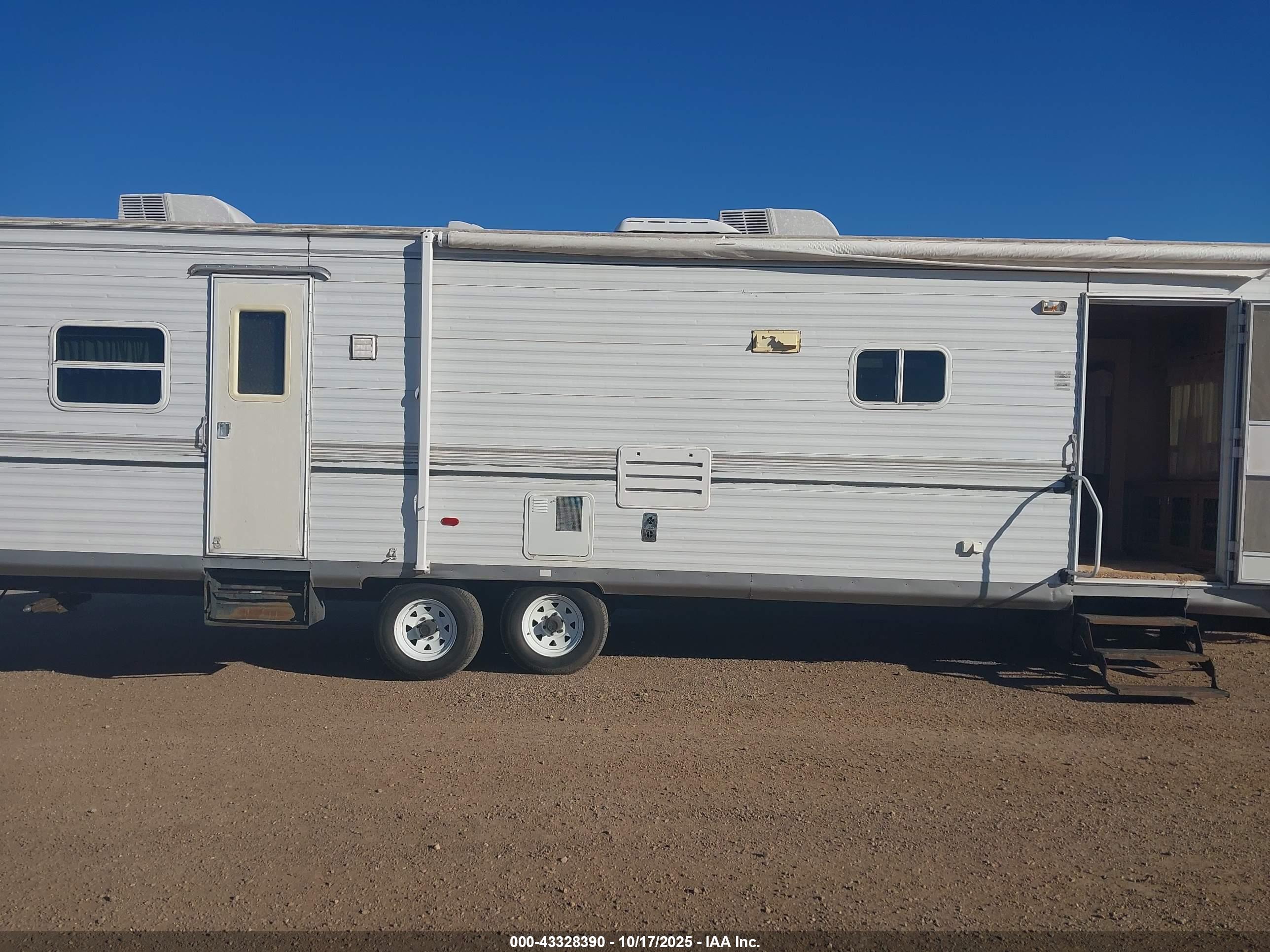 FRANKLIN 33' image 7