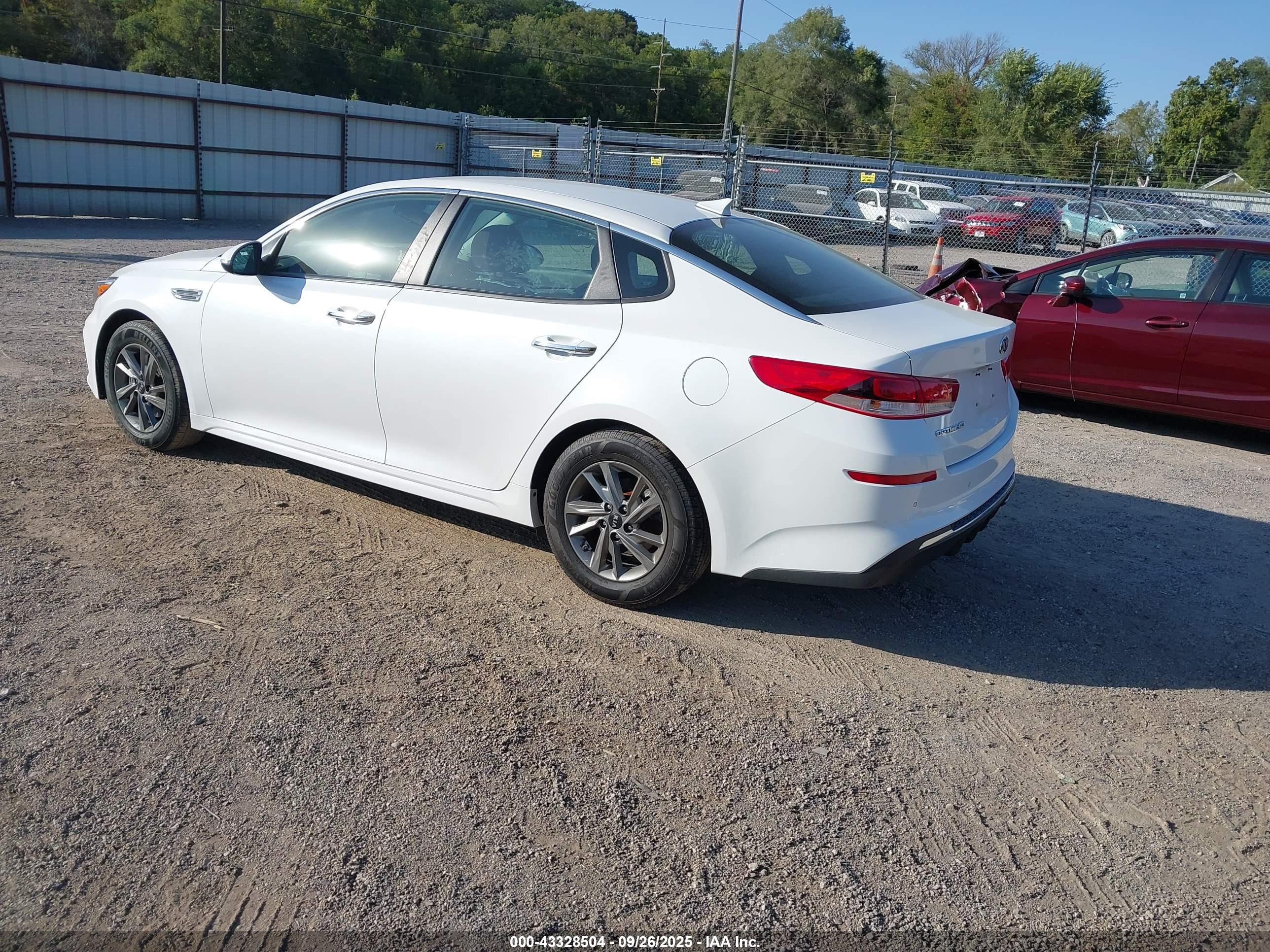 KIA OPTIMA image 3