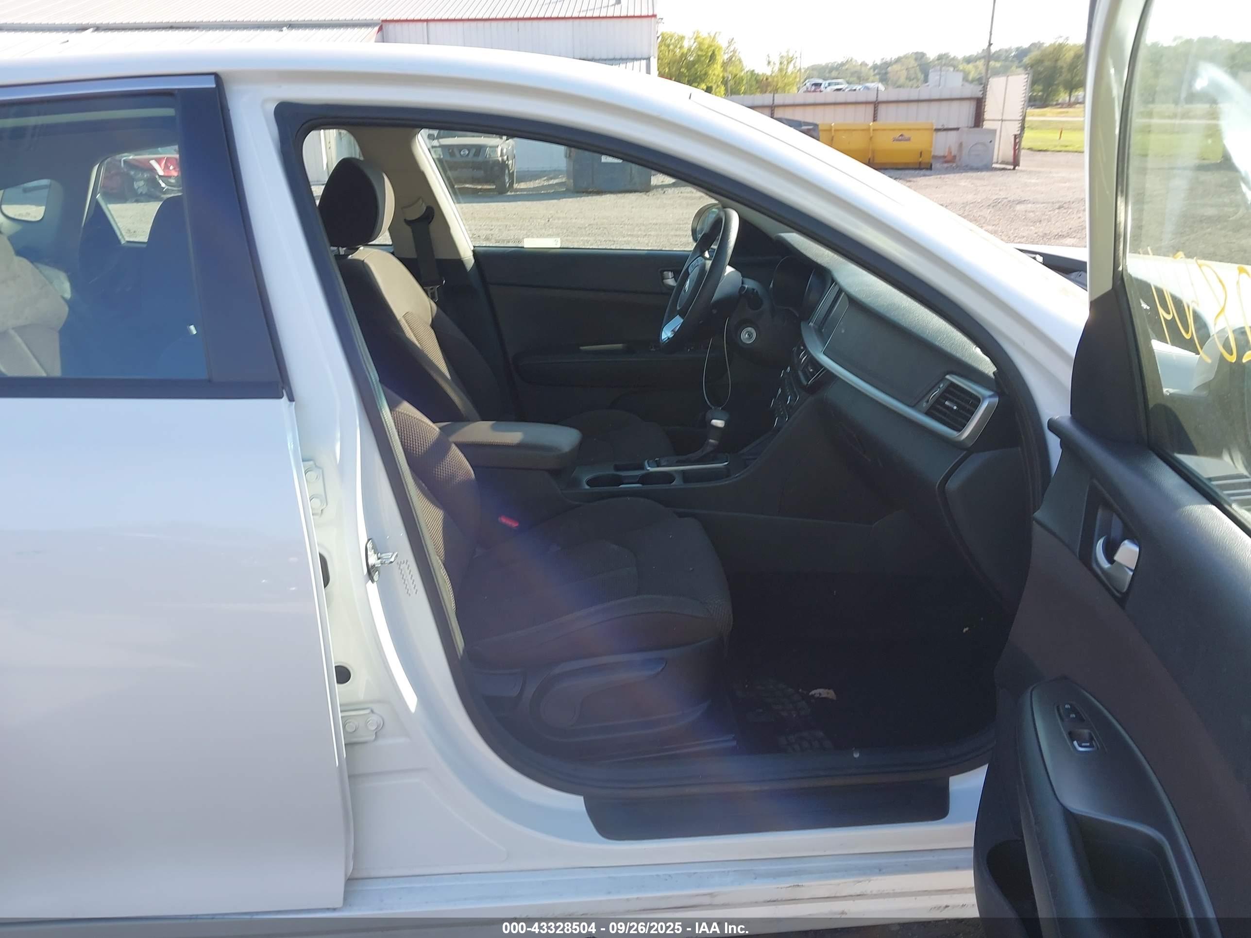 KIA OPTIMA image 5