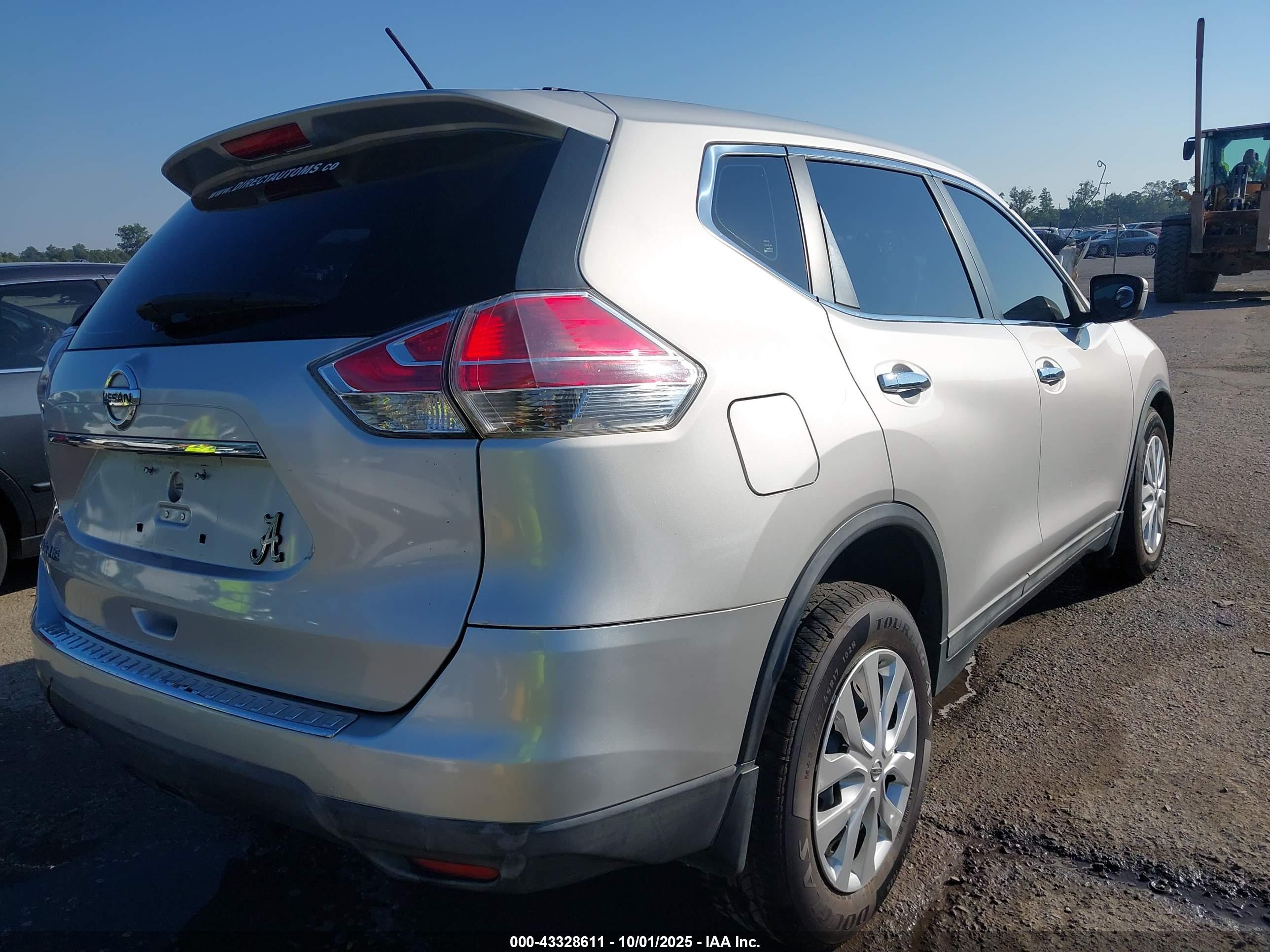 NISSAN ROGUE image 4