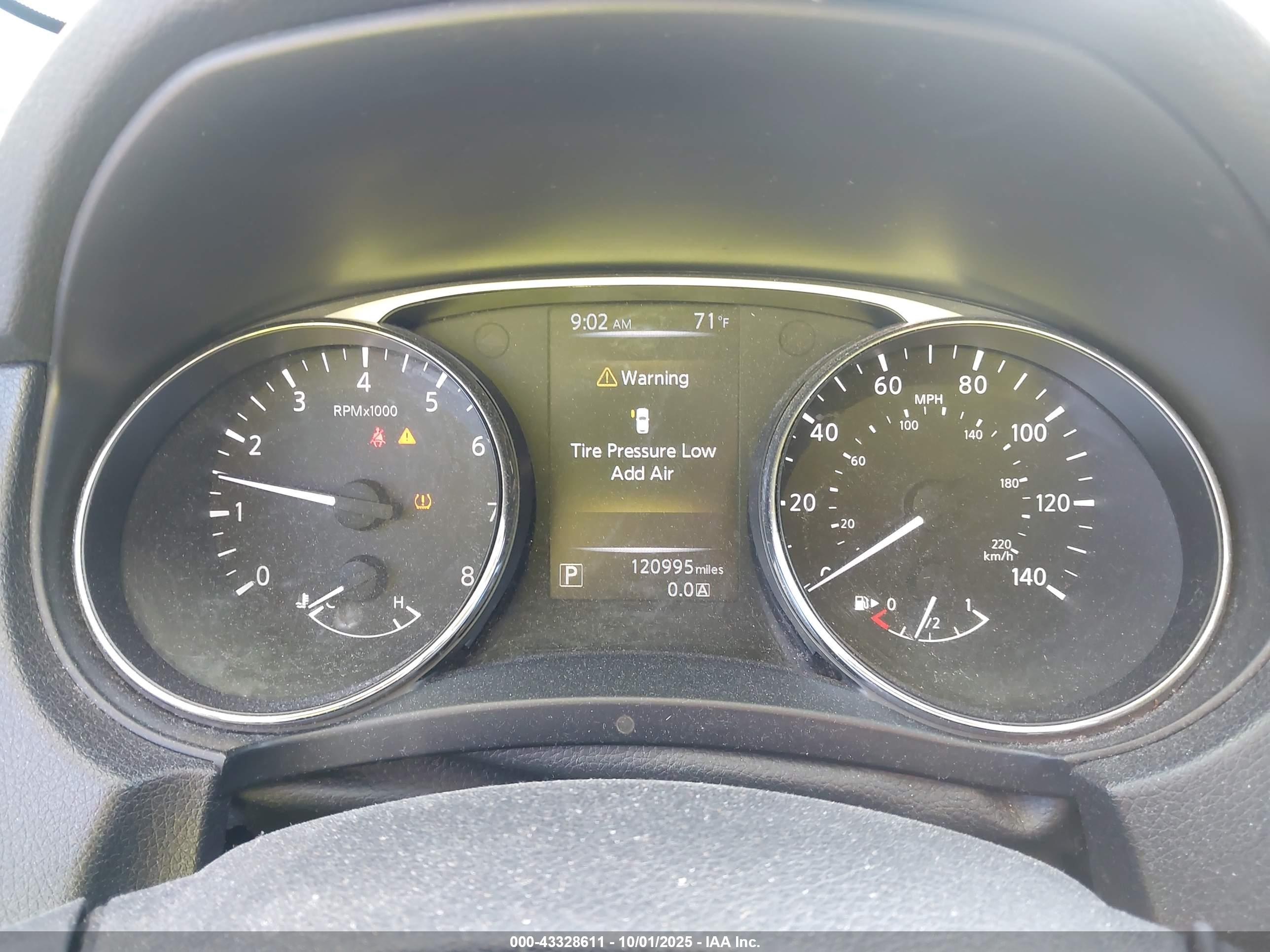 NISSAN ROGUE image 7