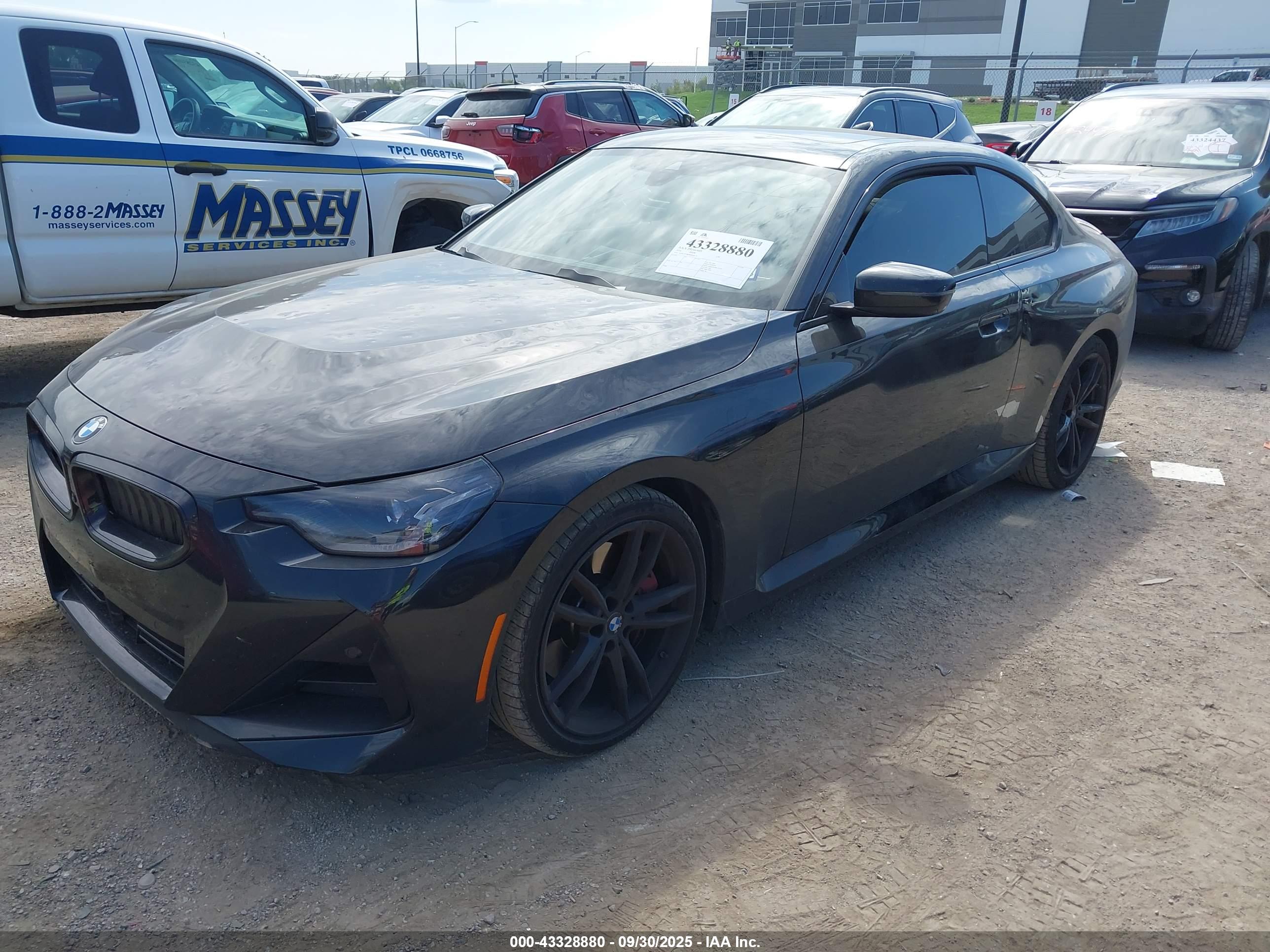BMW 230 image 2