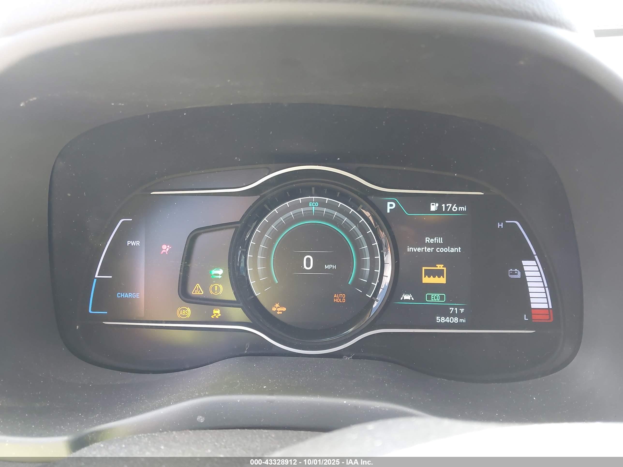 HYUNDAI KONA image 7