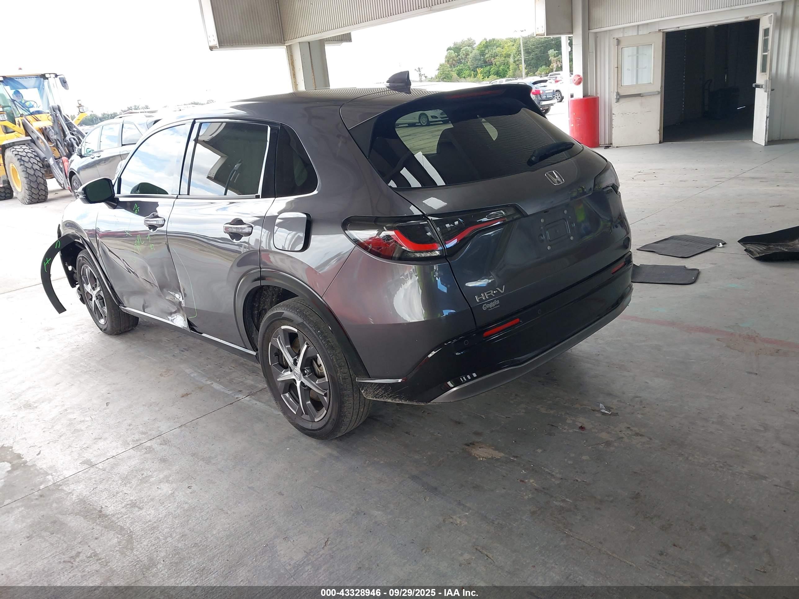 HONDA HR-V image 3