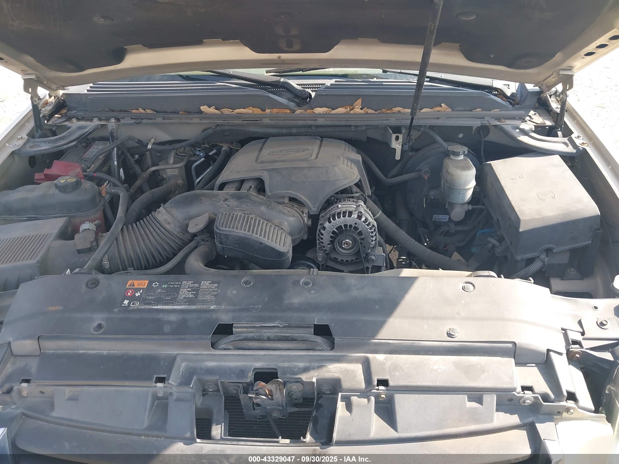 GMC YUKON image 10