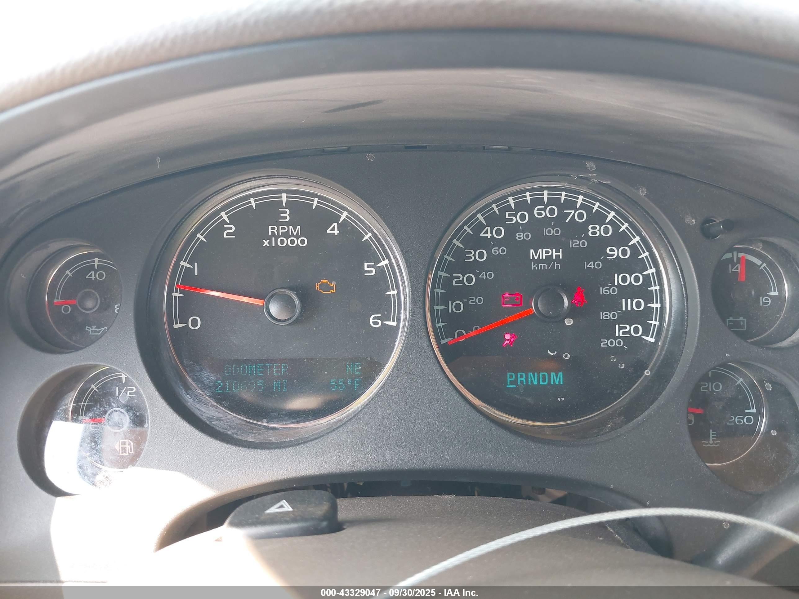 GMC YUKON image 7