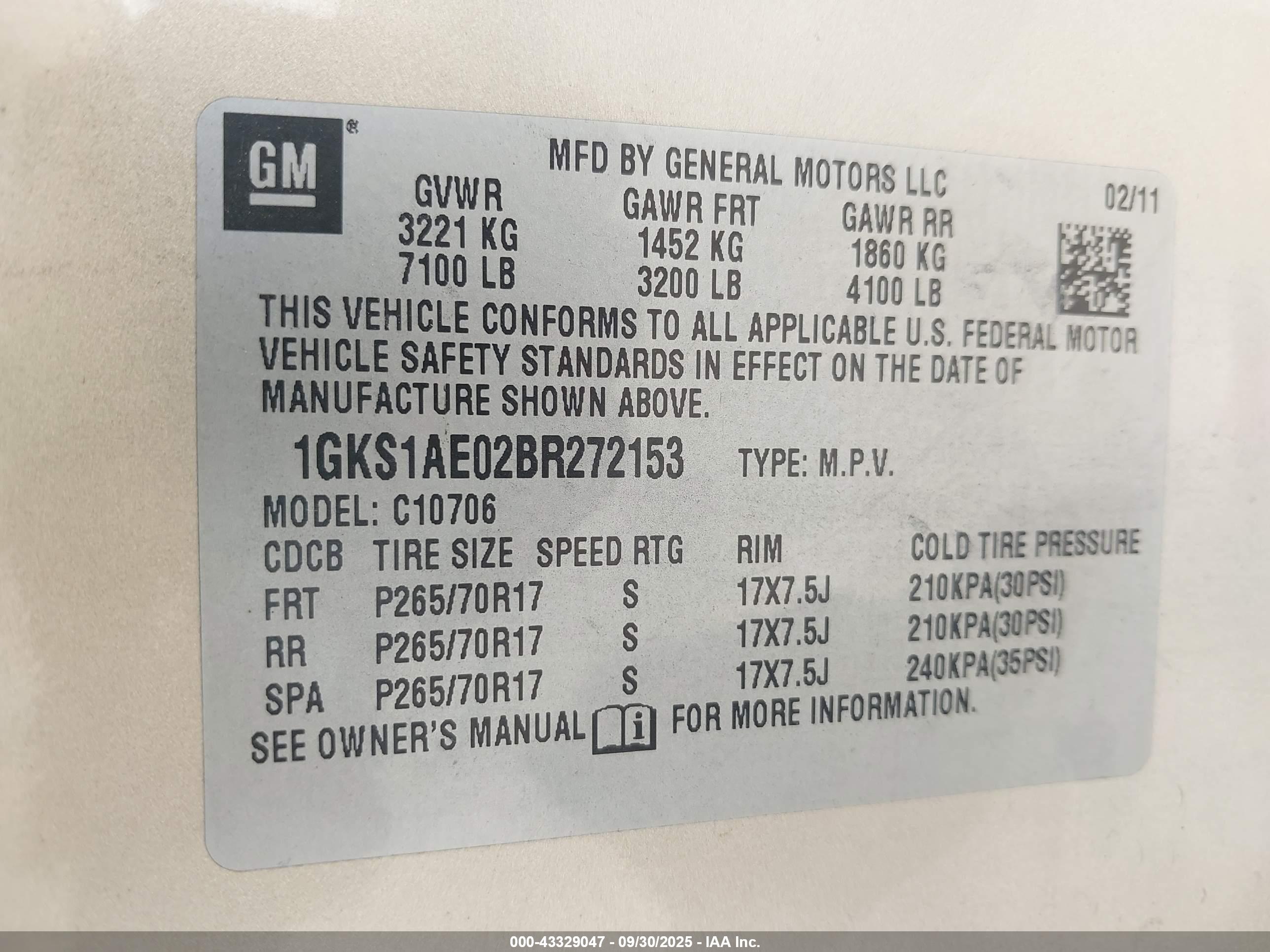 GMC YUKON image 9