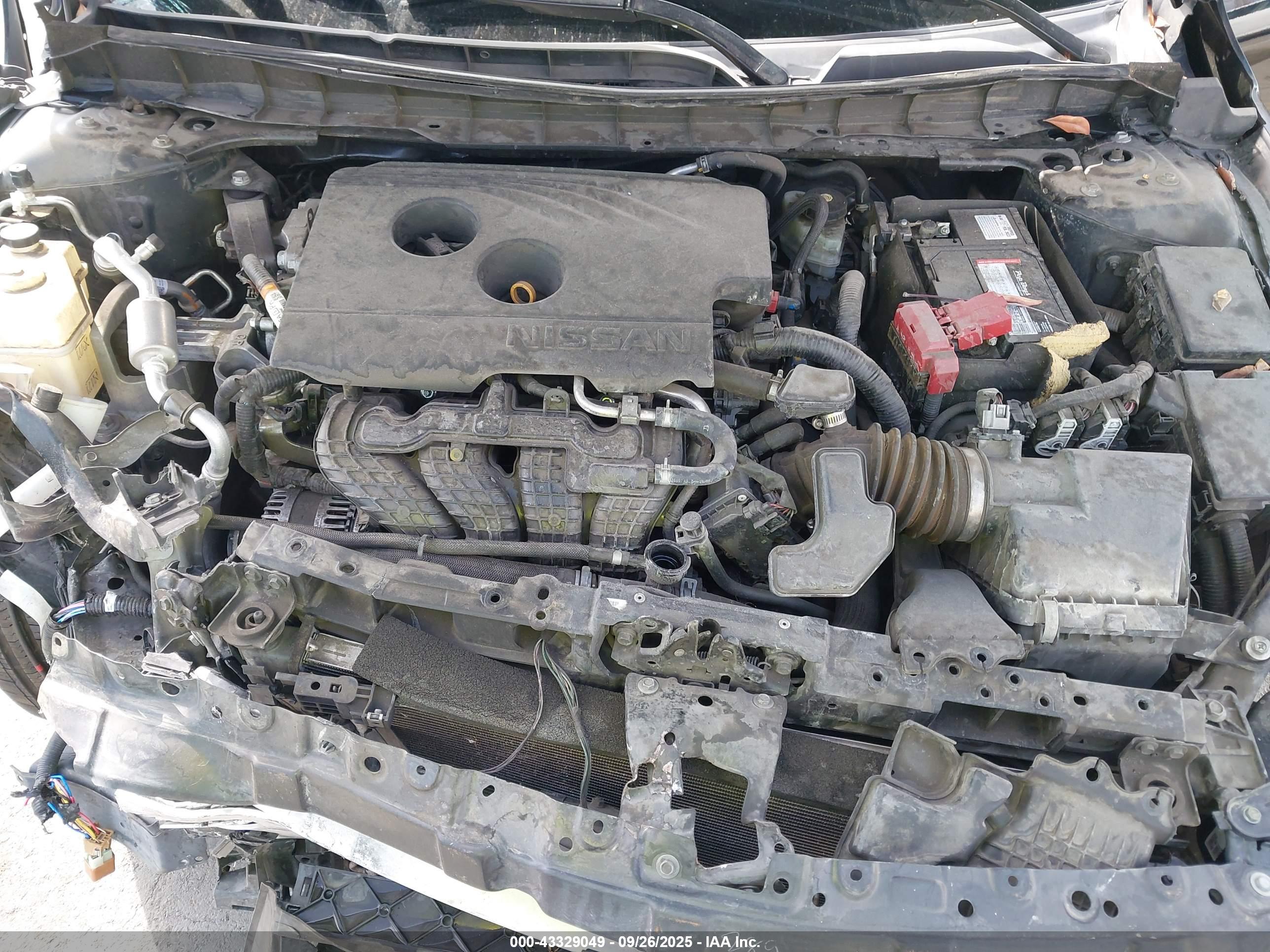 NISSAN ALTIMA image 10