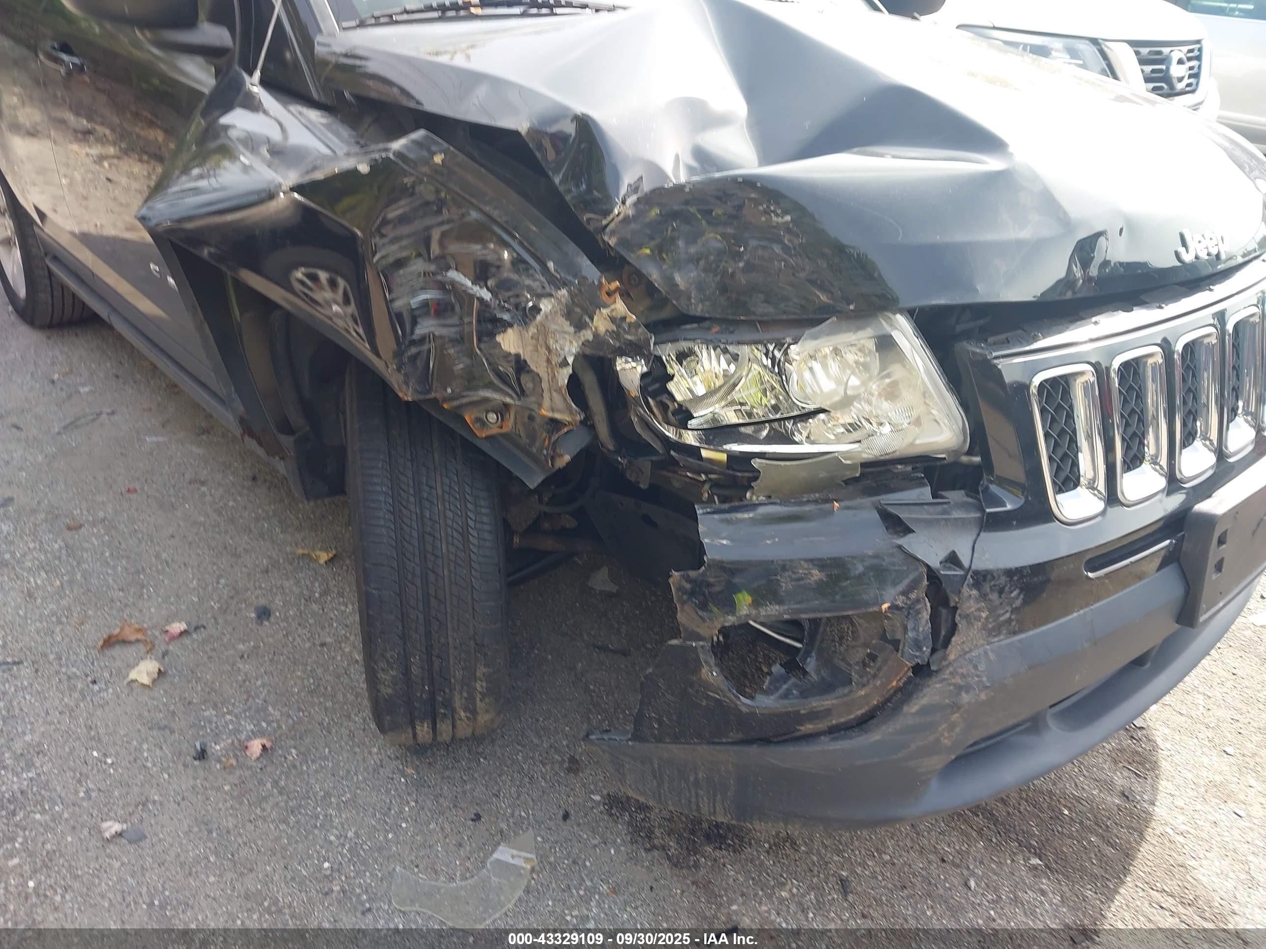 JEEP COMPASS image 6