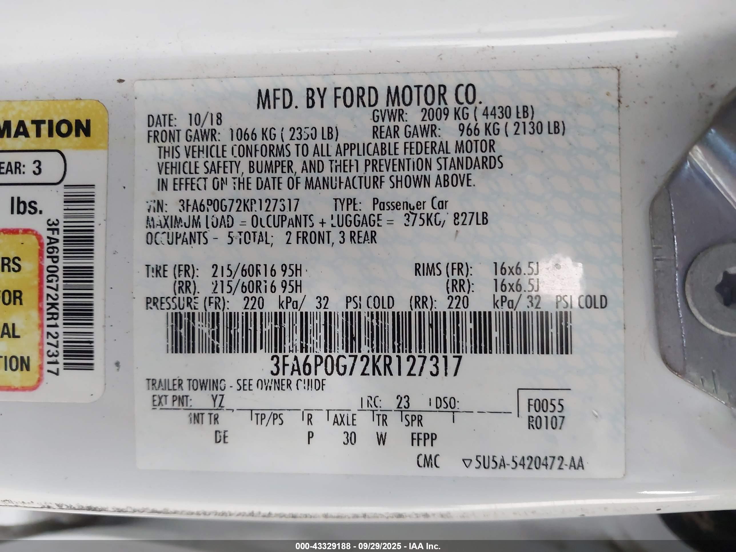 FORD FUSION image 9