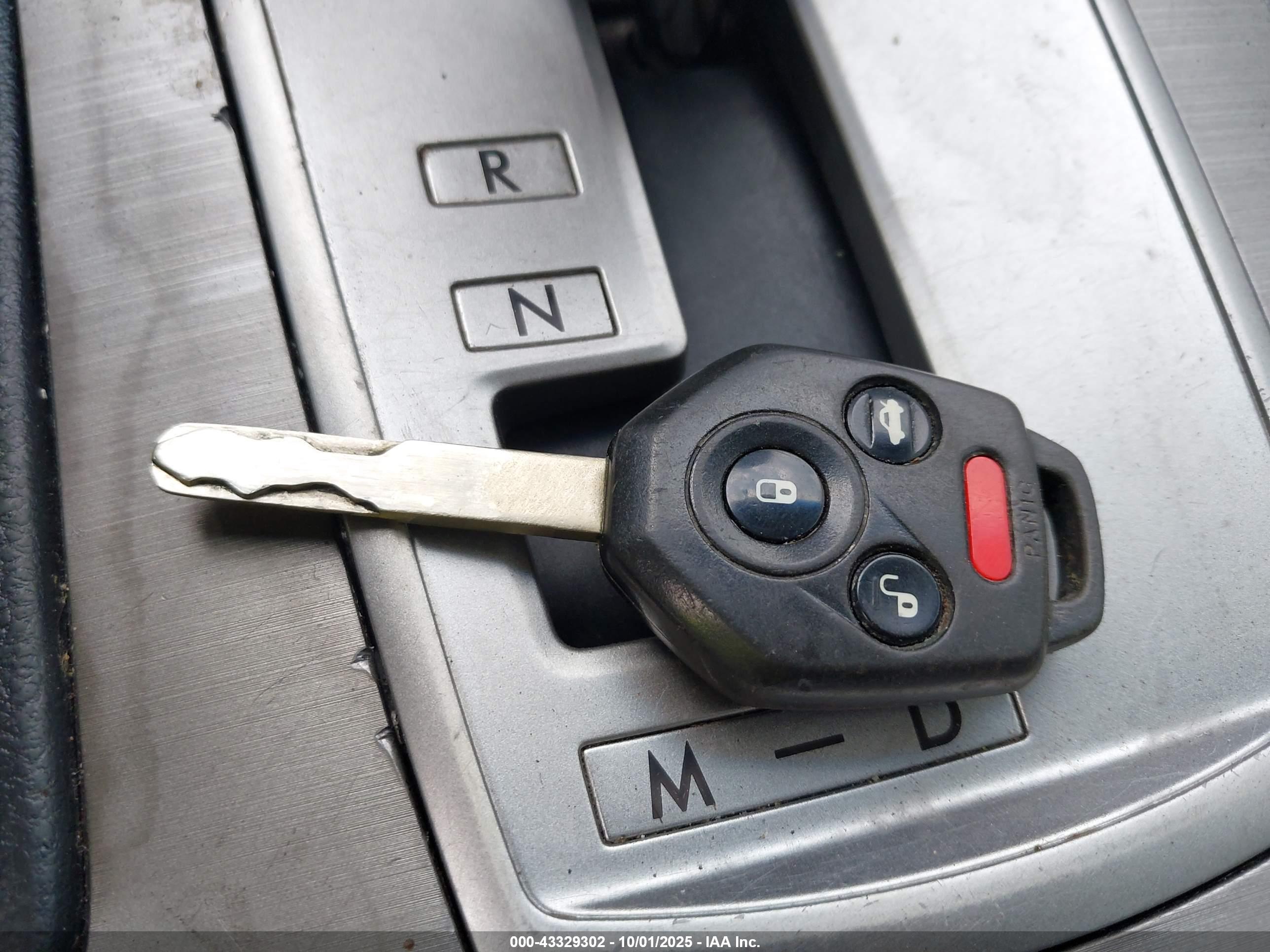 SUBARU LEGACY image 11