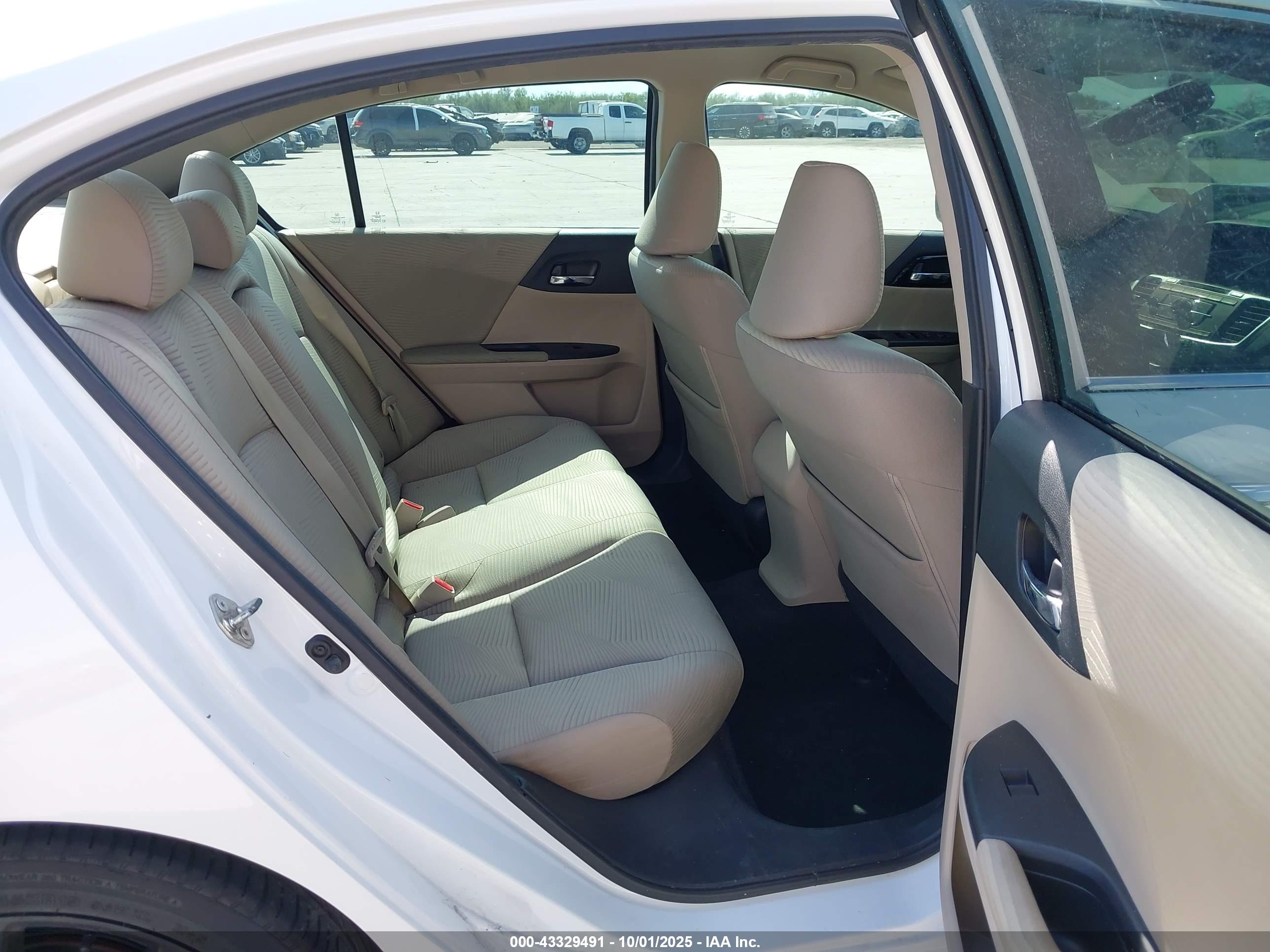 HONDA ACCORD image 8