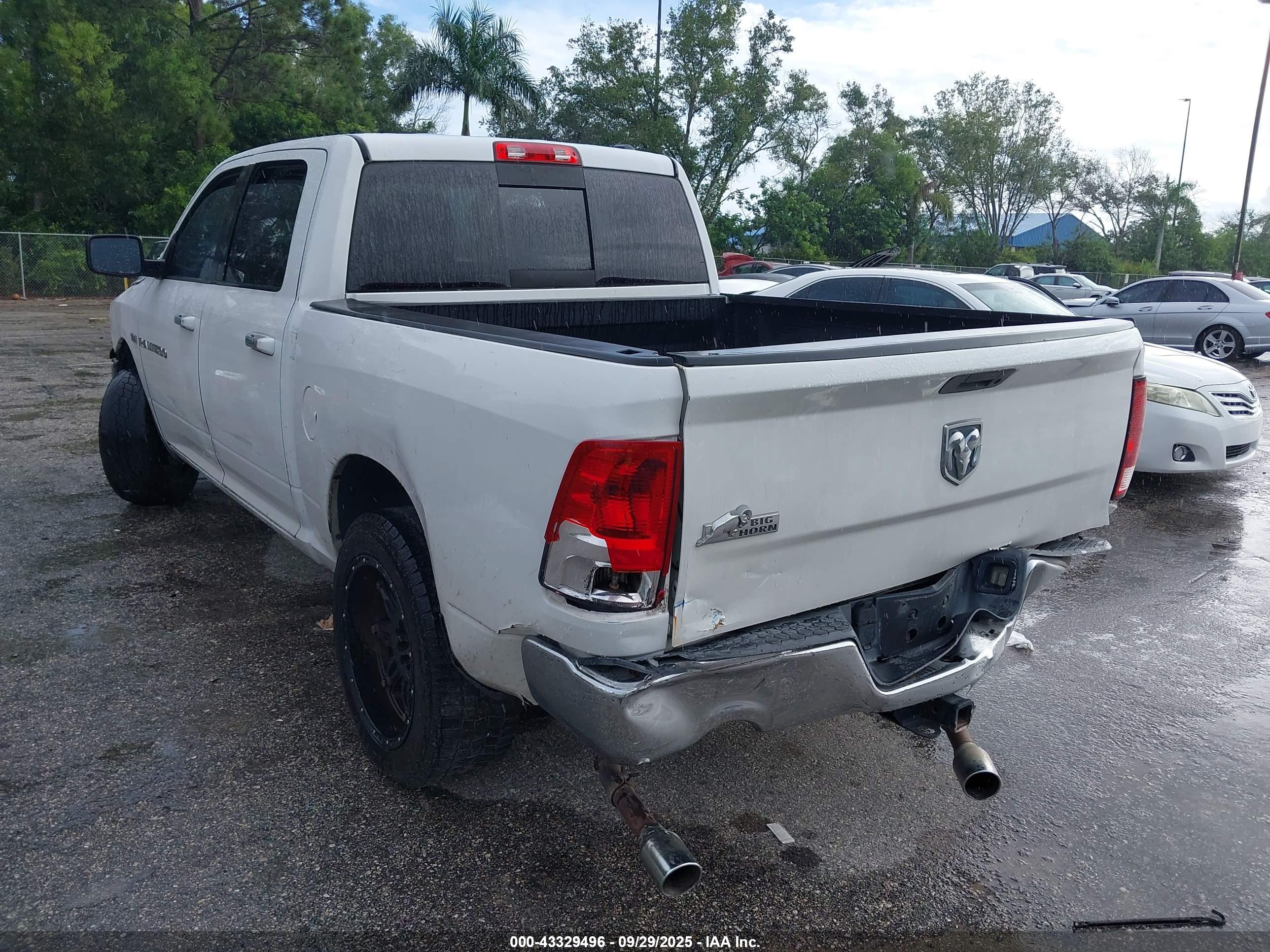 RAM 1500 image 3
