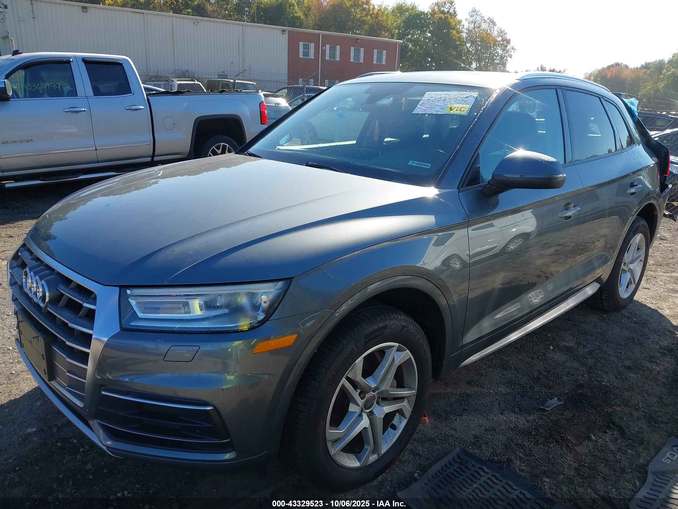 AUDI Q5 image 2