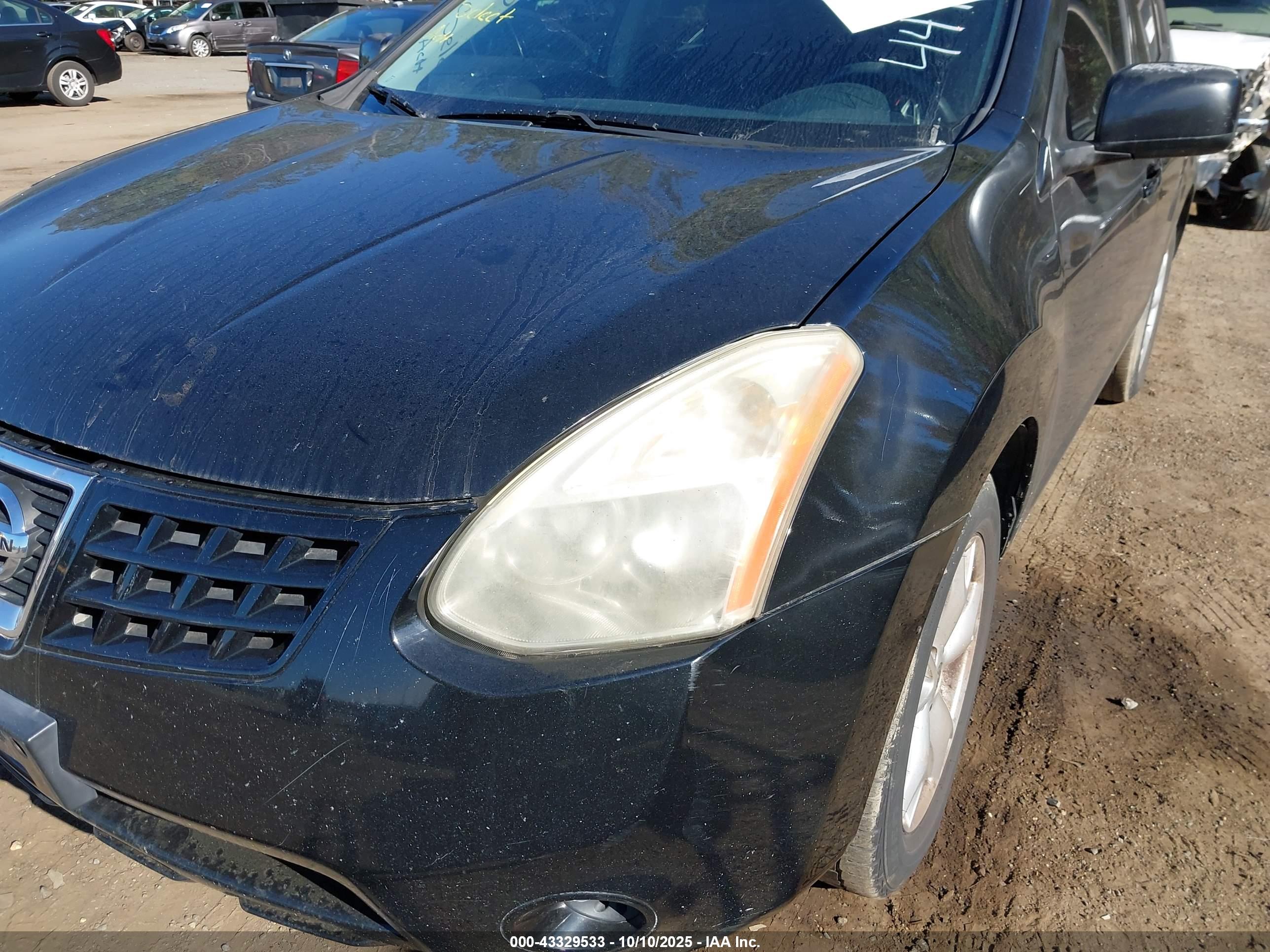 NISSAN ROGUE image 6