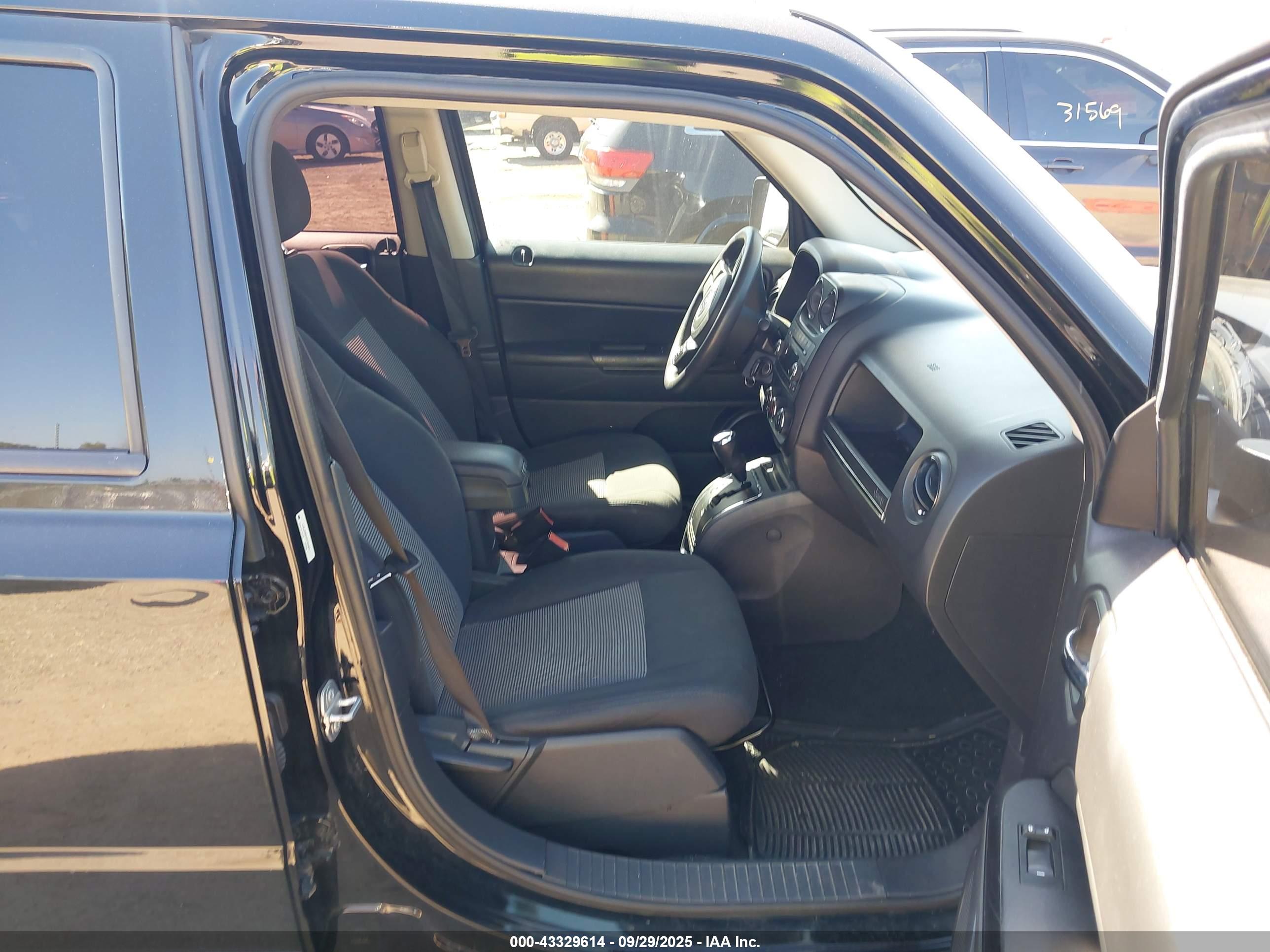 JEEP PATRIOT image 5