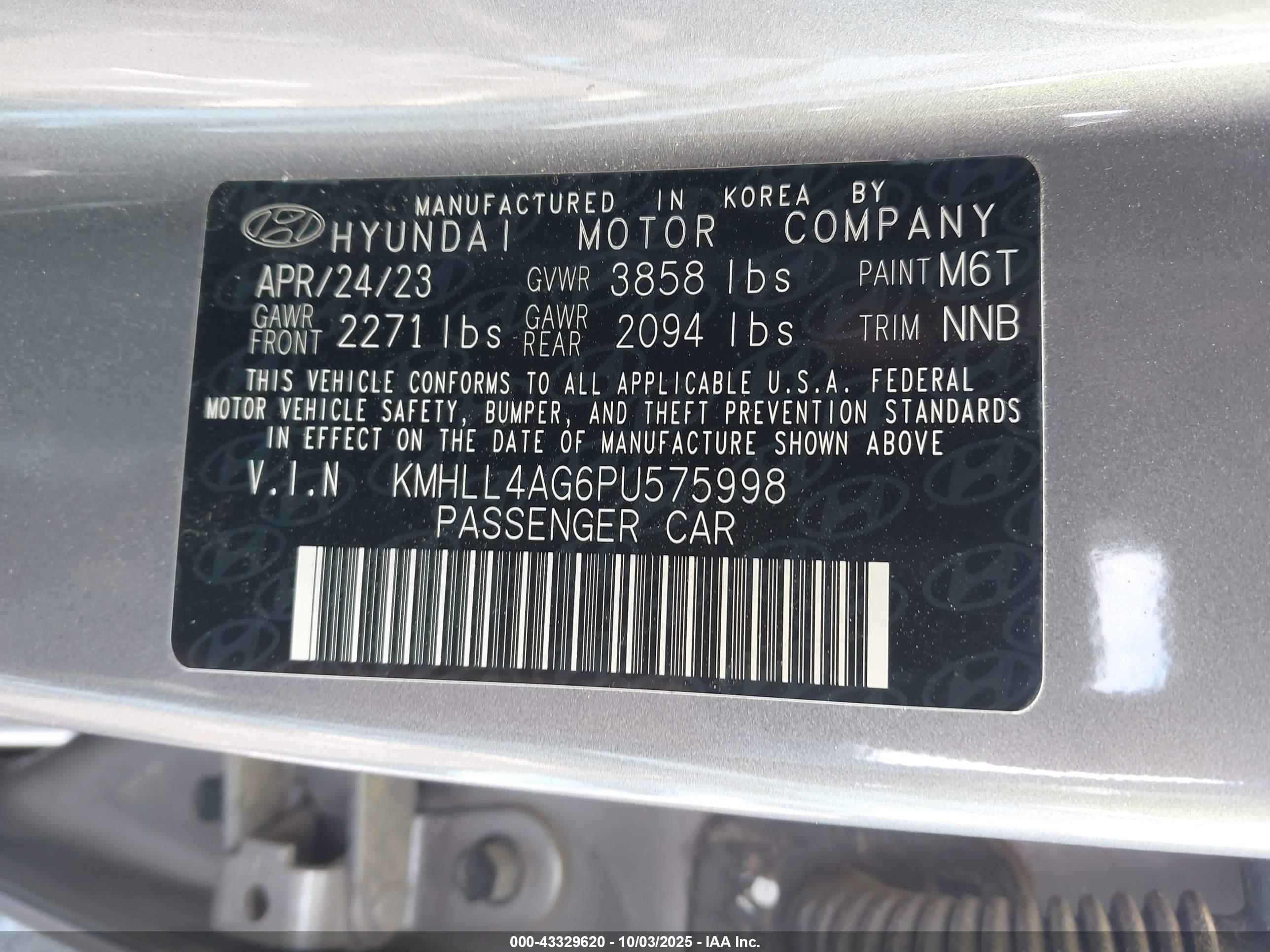 HYUNDAI ELANTRA image 9