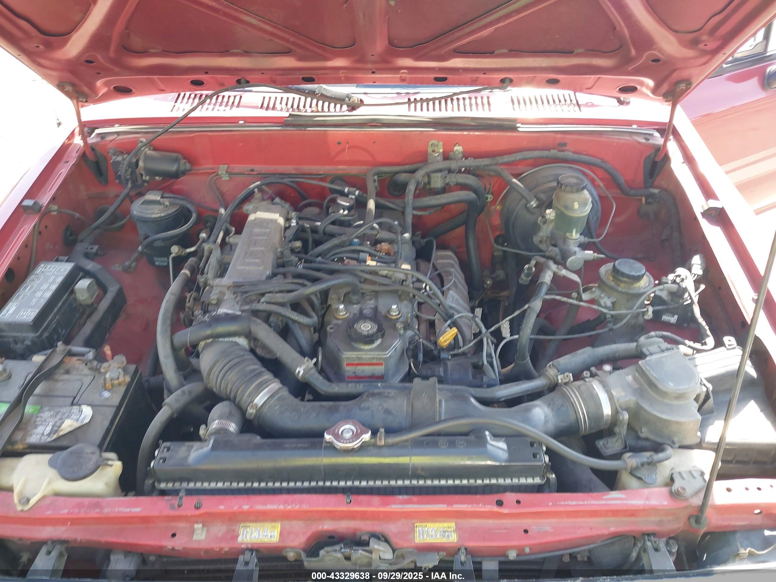 TOYOTA PICKUP image 10