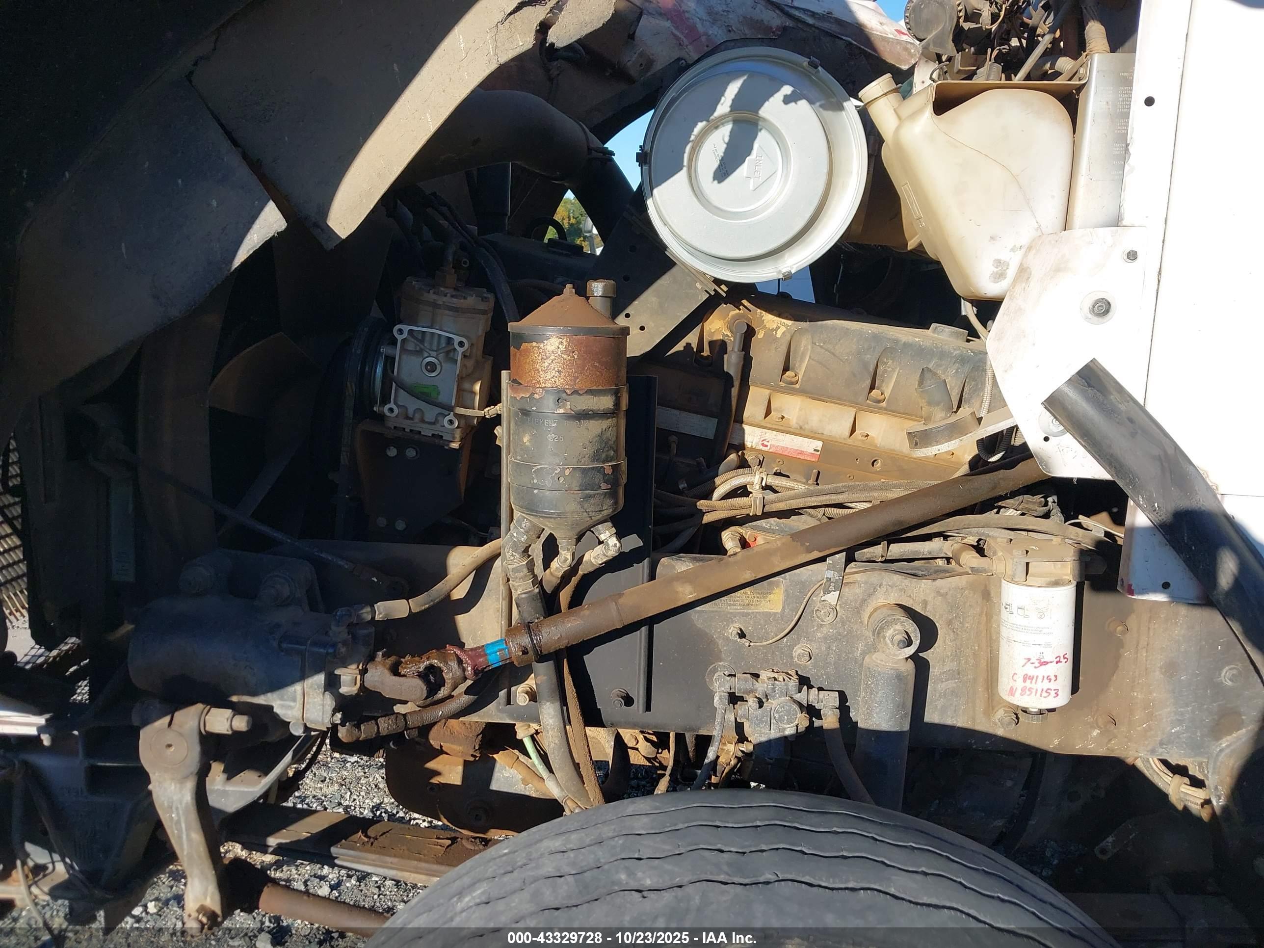 KENWORTH CONSTRUCTION image 10