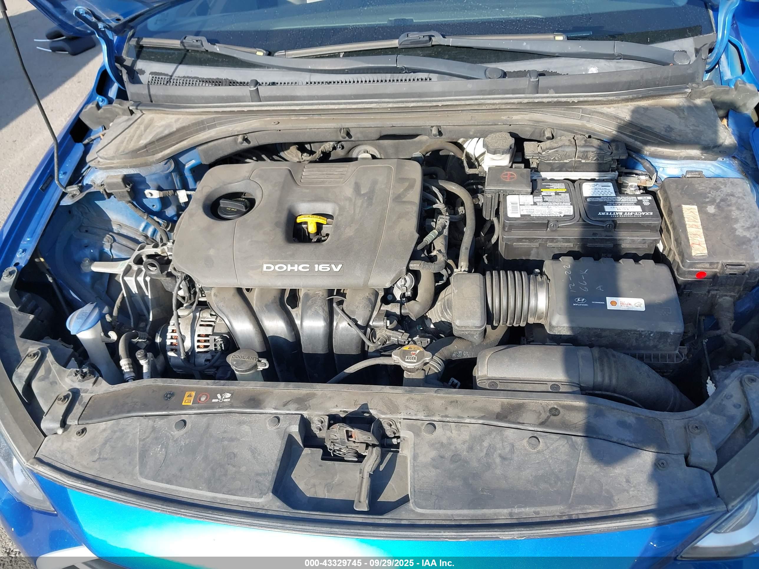 HYUNDAI ELANTRA image 10