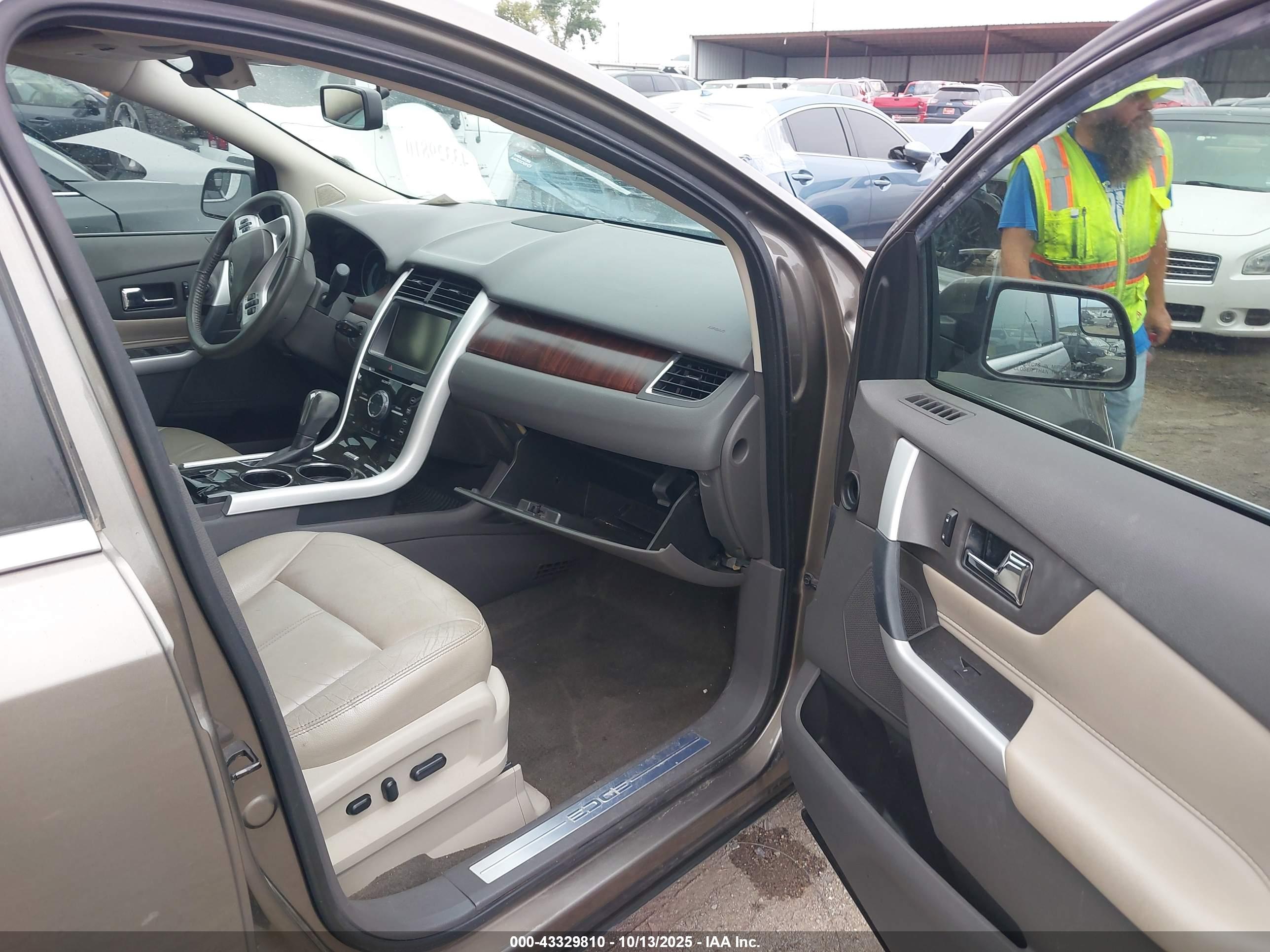 FORD EDGE image 5