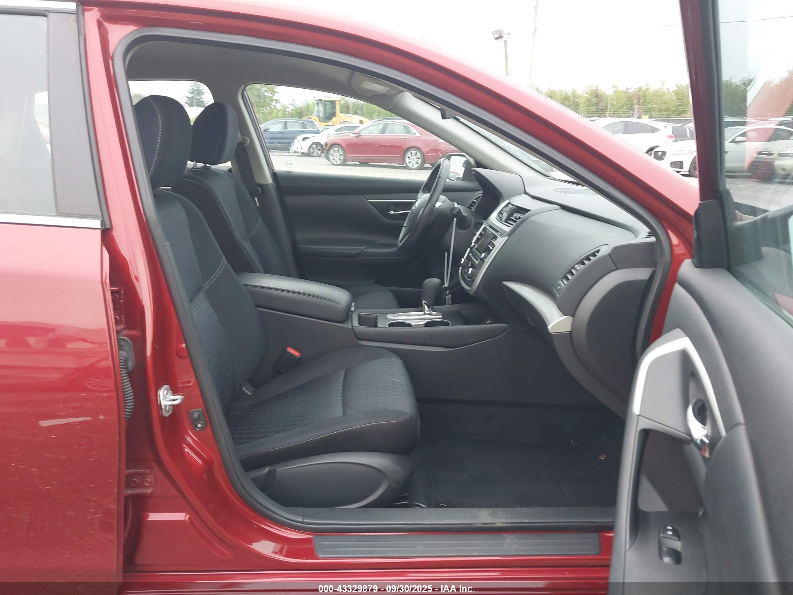 NISSAN ALTIMA image 5