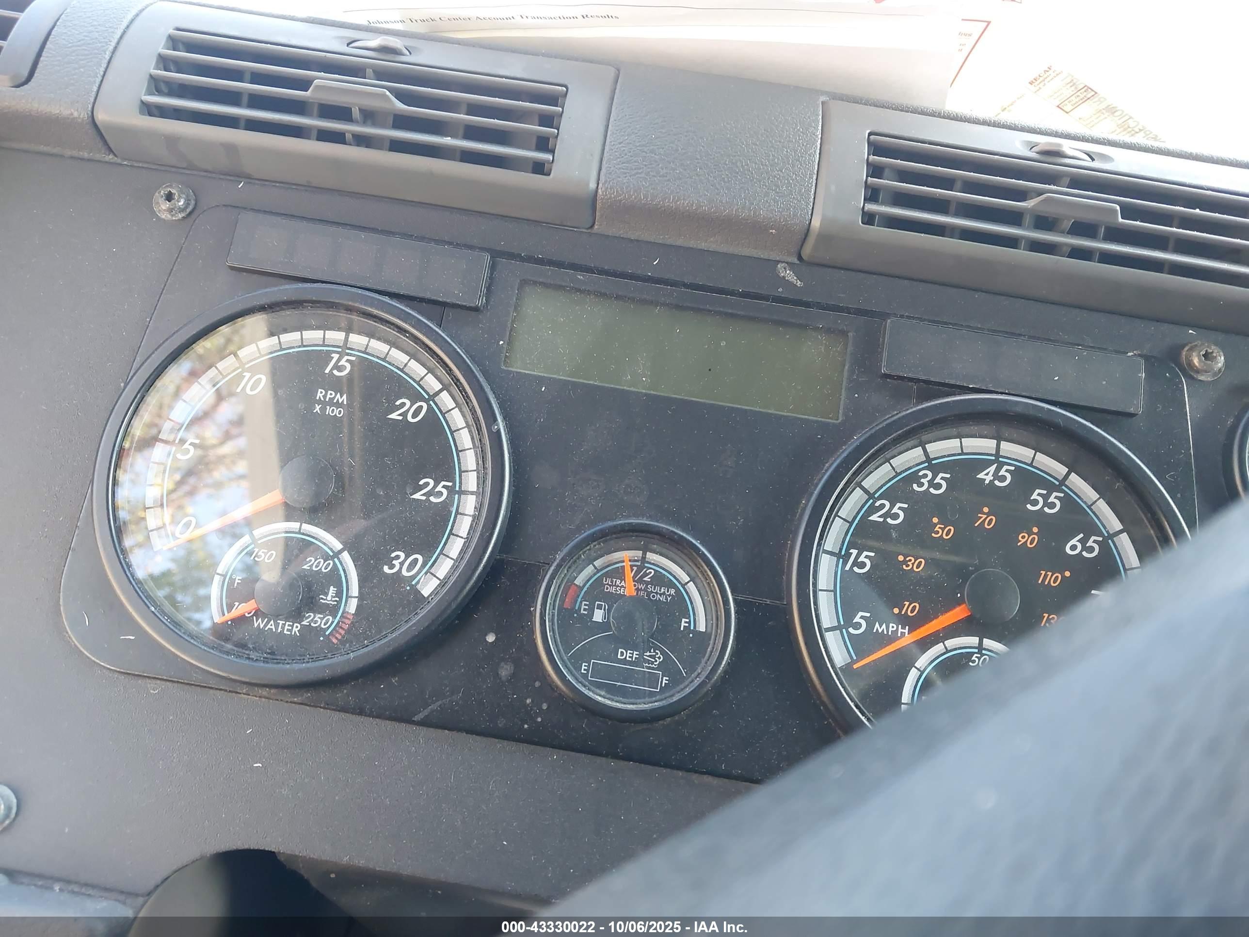 FREIGHTLINER CASCADIA image 6