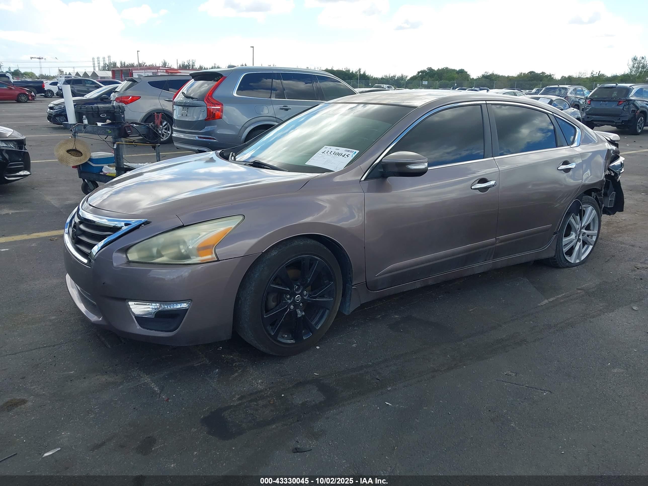 NISSAN ALTIMA image 2