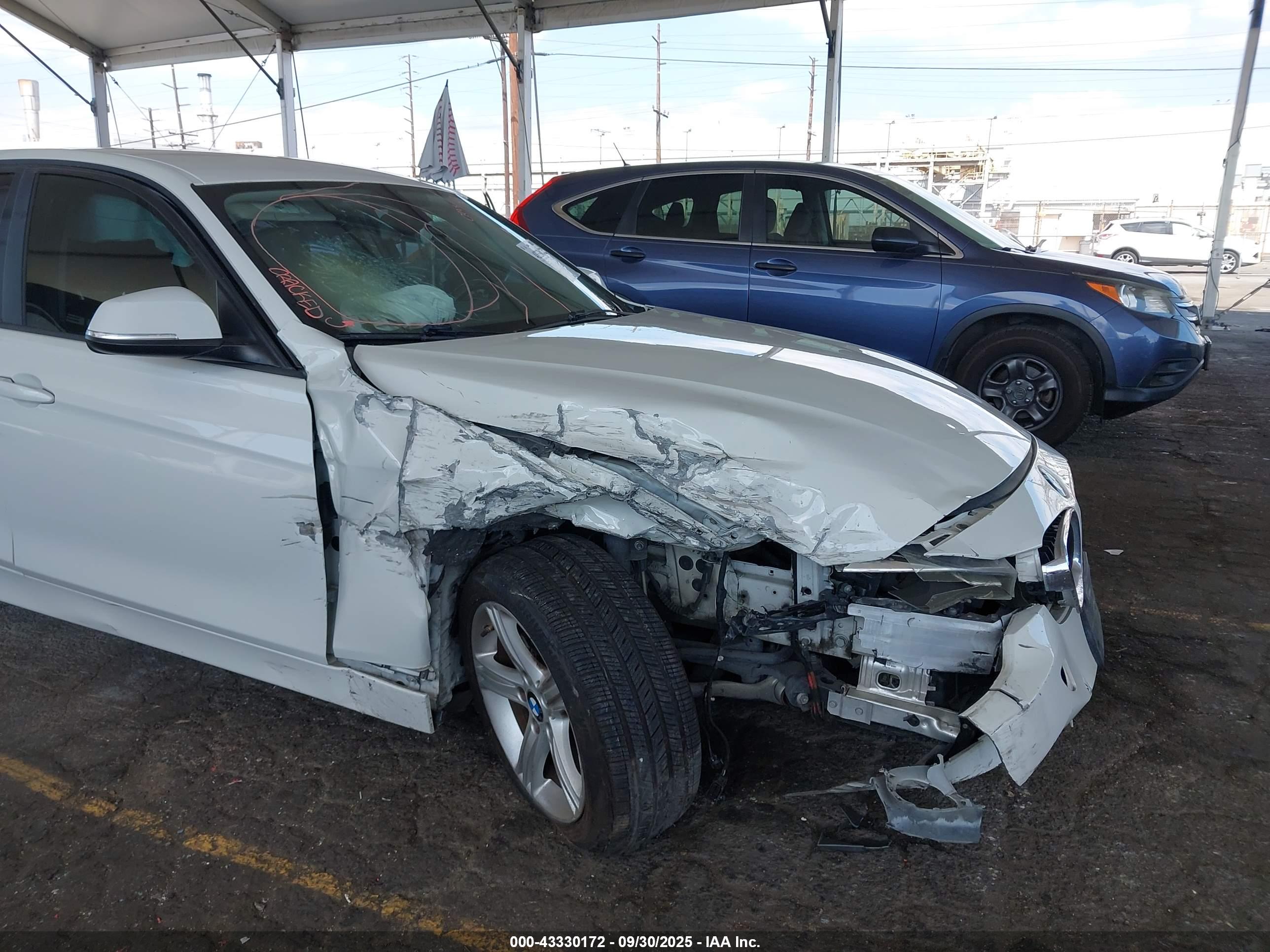 BMW 328I image 6