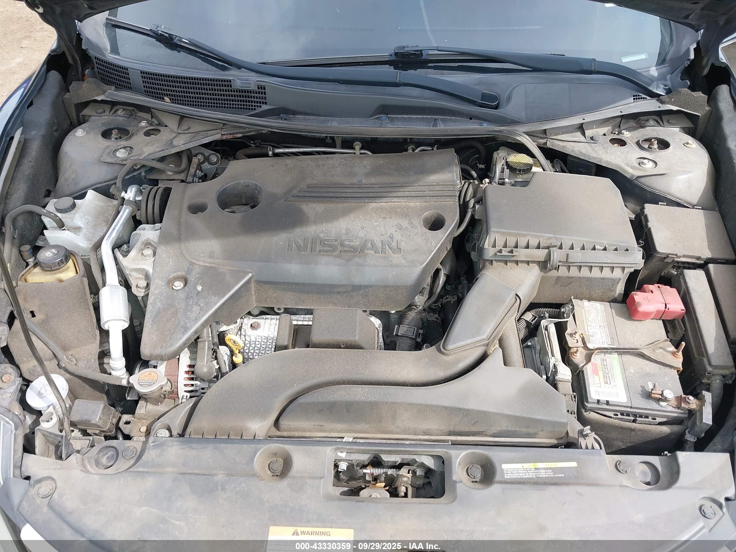 NISSAN ALTIMA image 10
