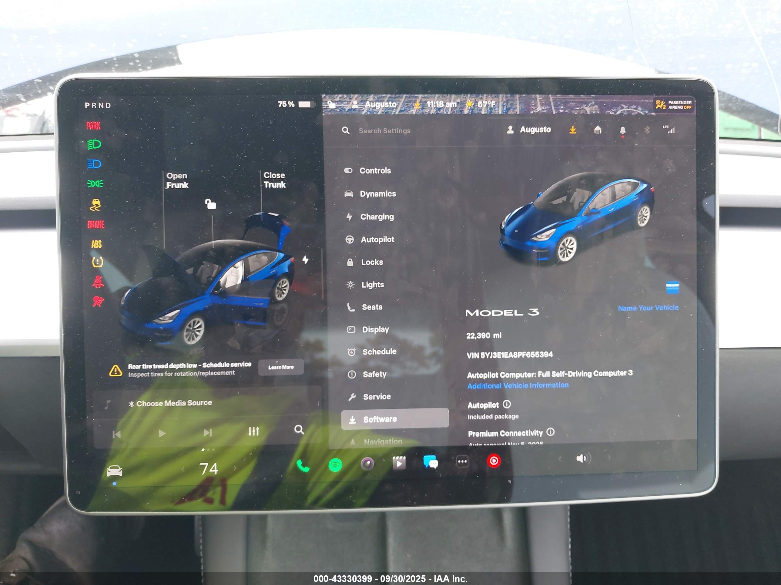 TESLA MODEL image 7