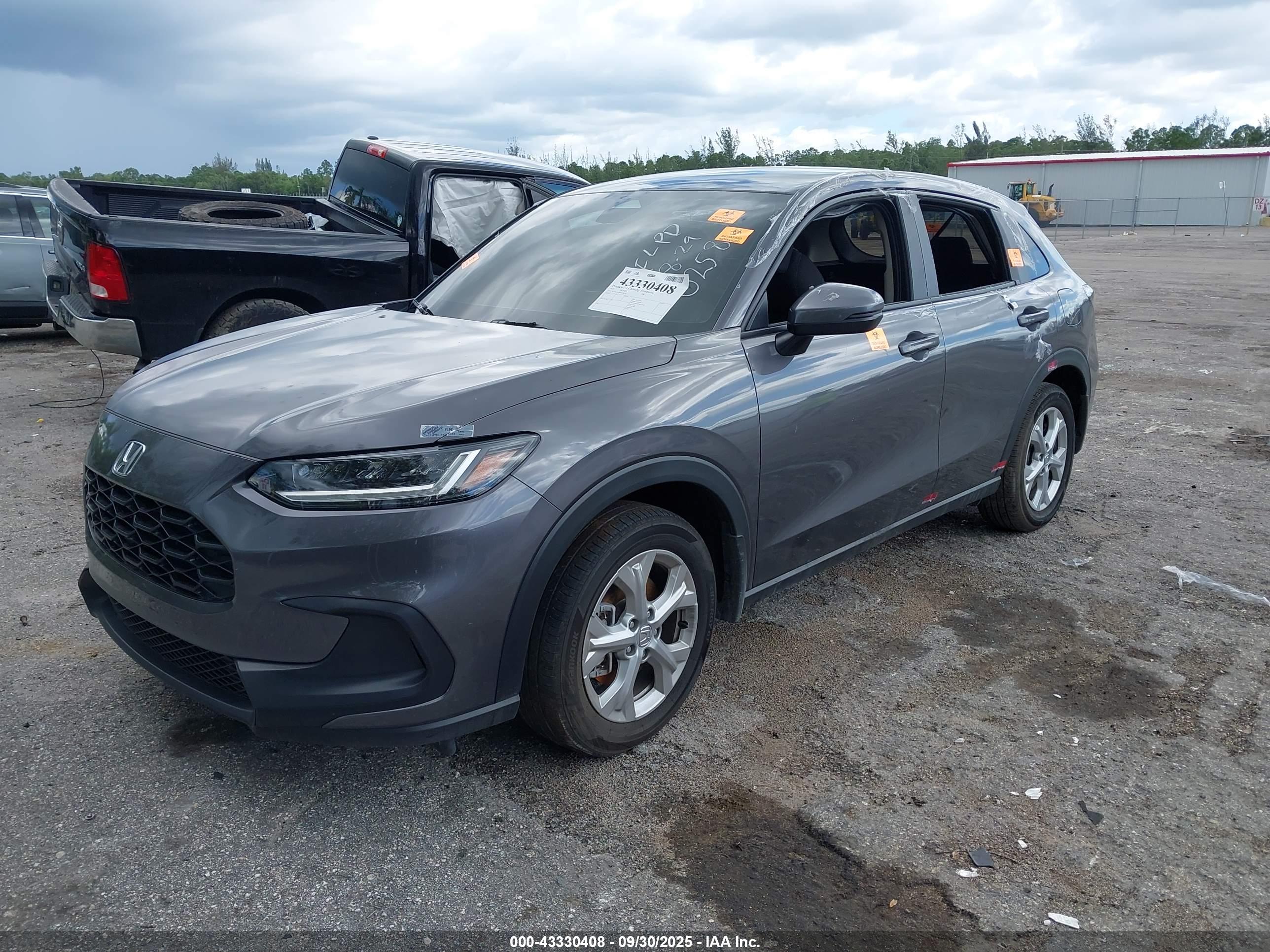 HONDA HR-V image 2