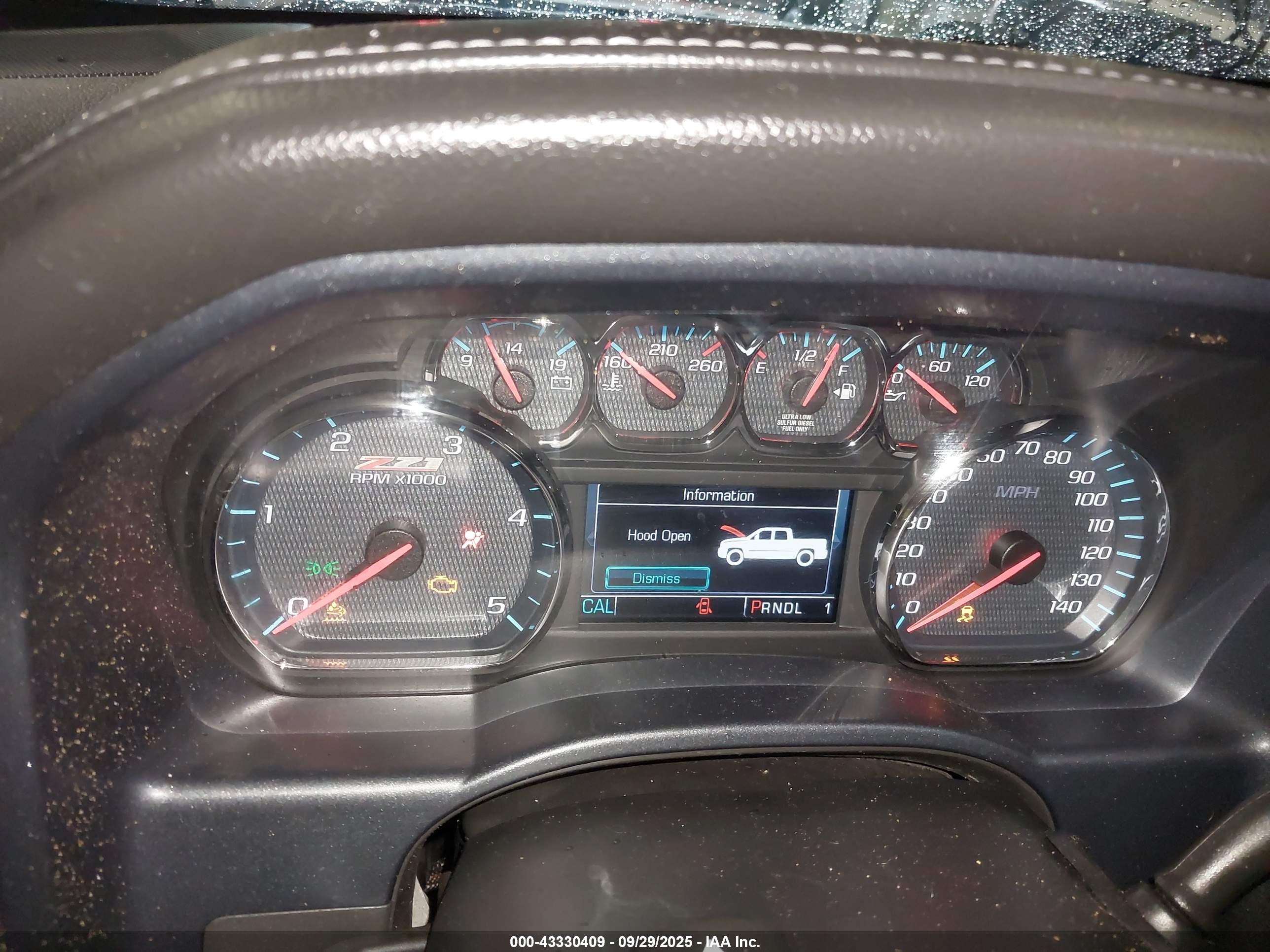 CHEVROLET SILVERADO image 7