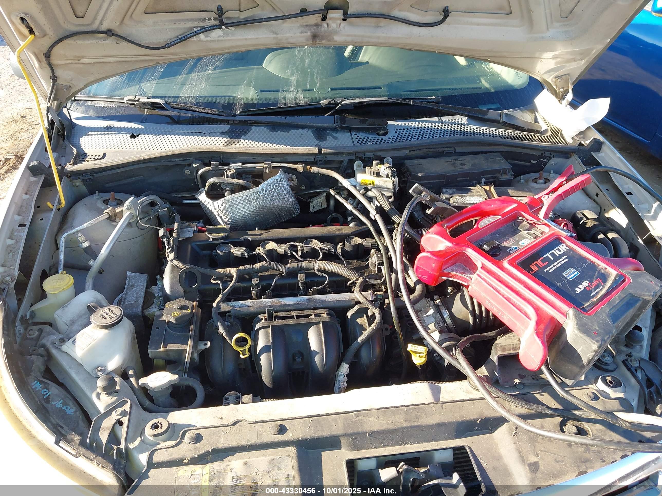 FORD FOCUS image 10