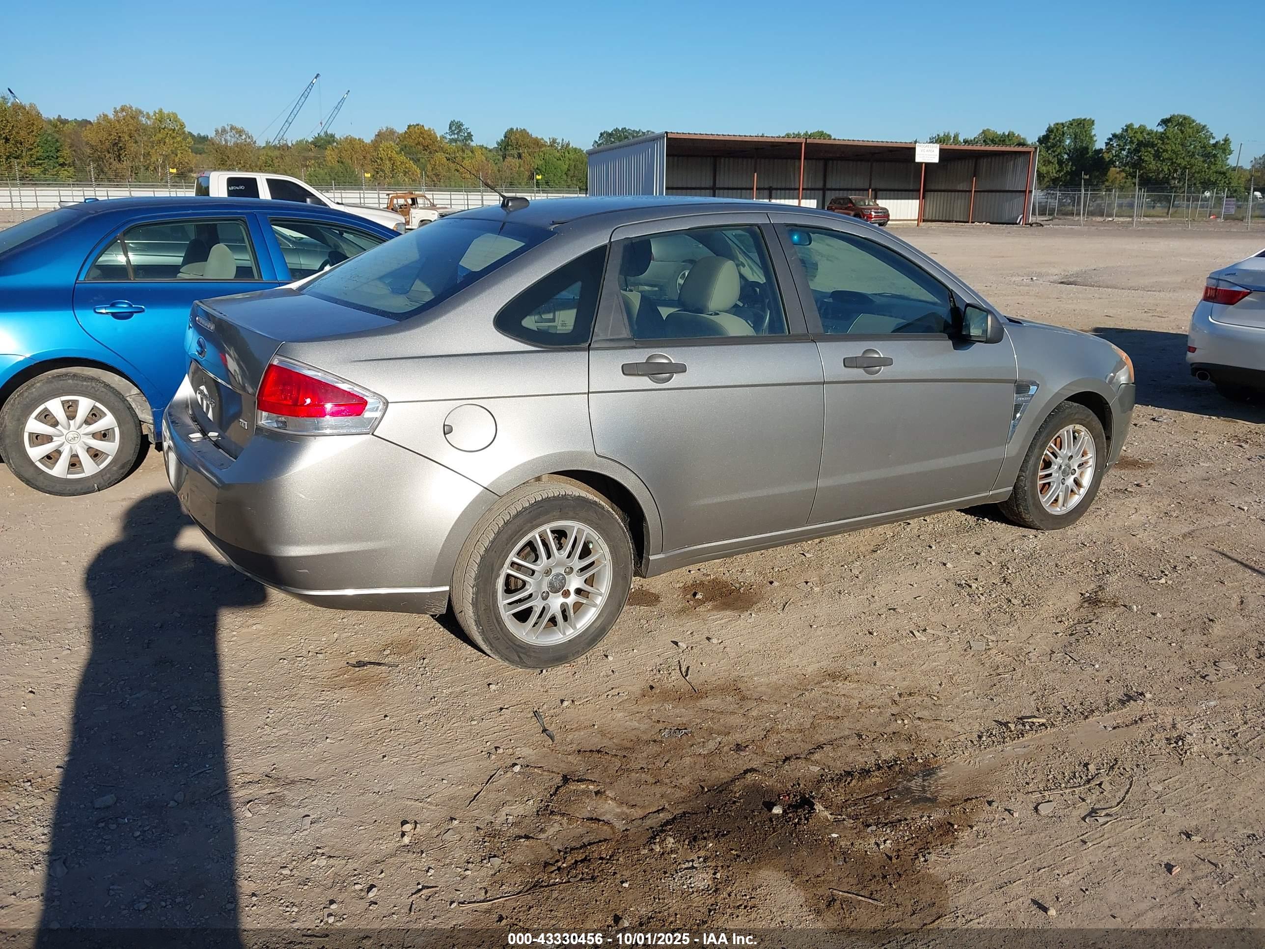 FORD FOCUS image 4