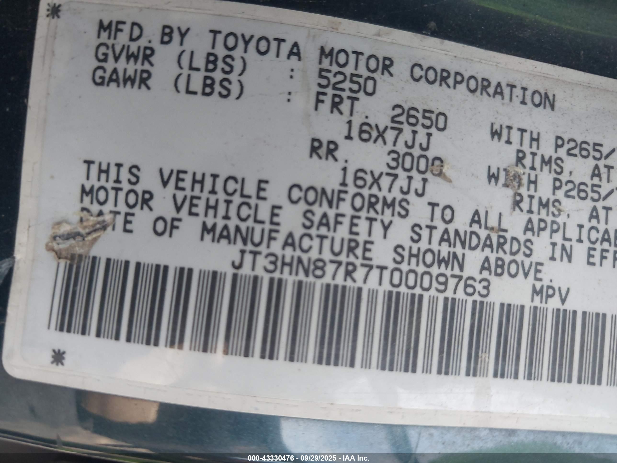 TOYOTA 4RUNNER image 9