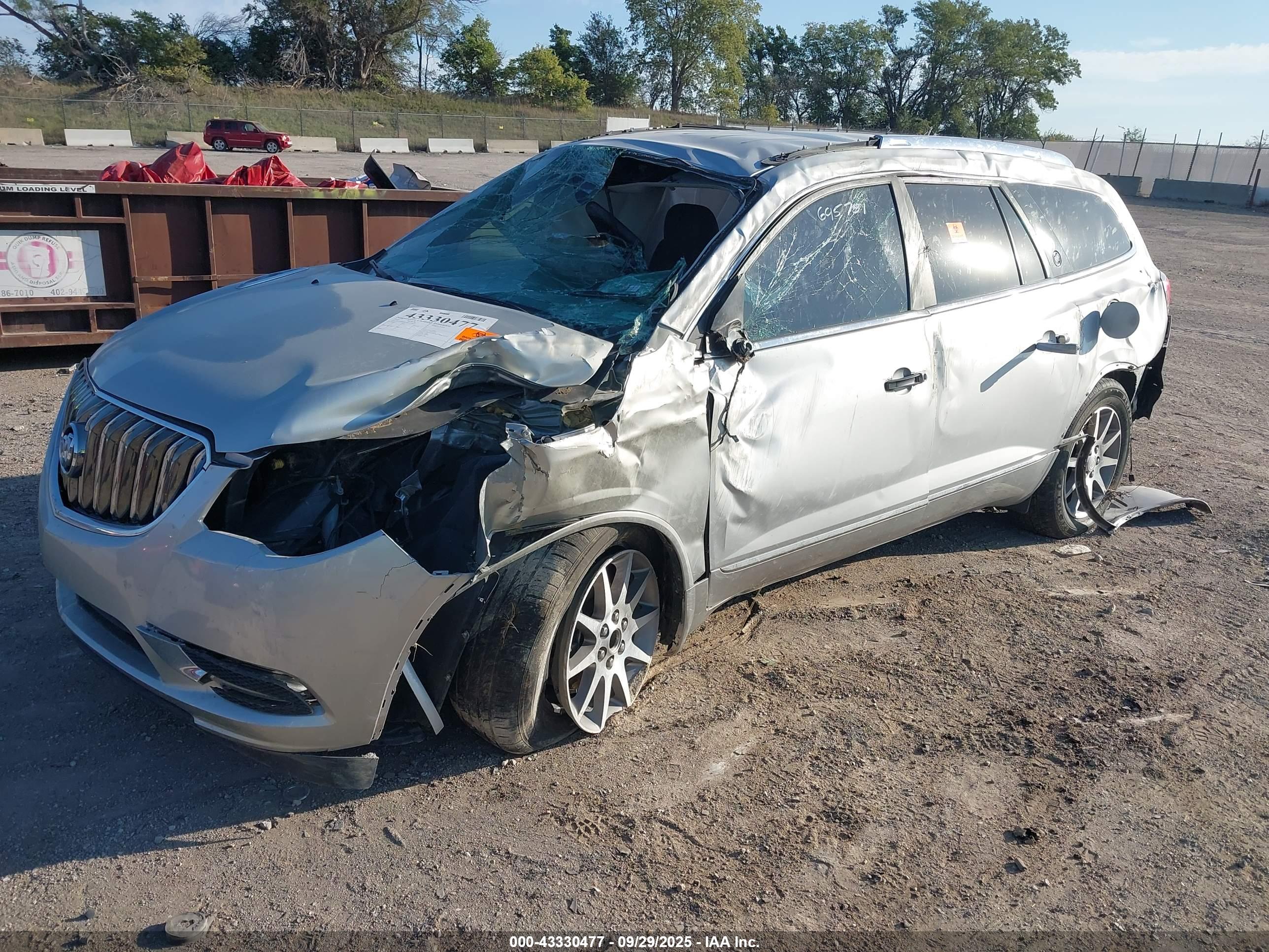 BUICK ENCLAVE image 2