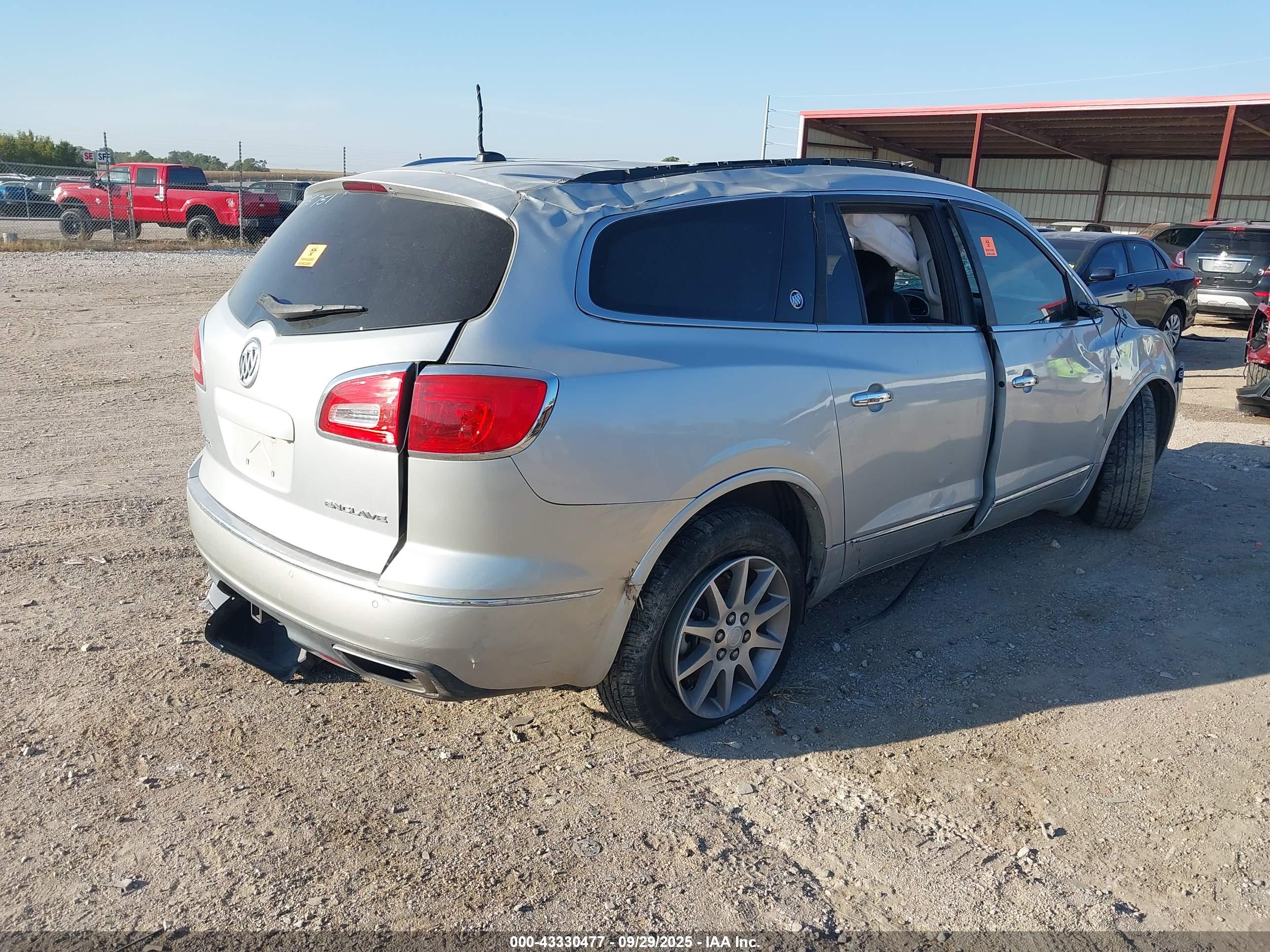 BUICK ENCLAVE image 4